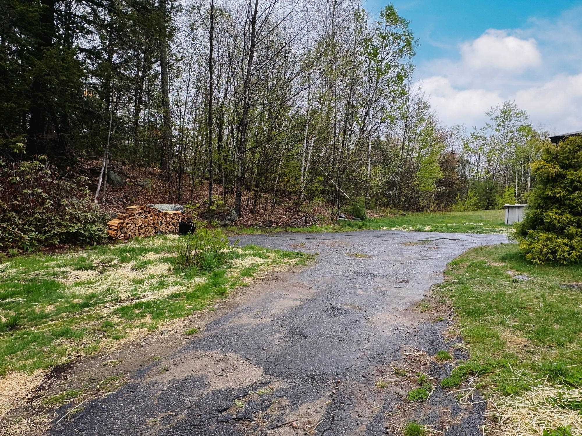 57 Summit Road Property Photo 3