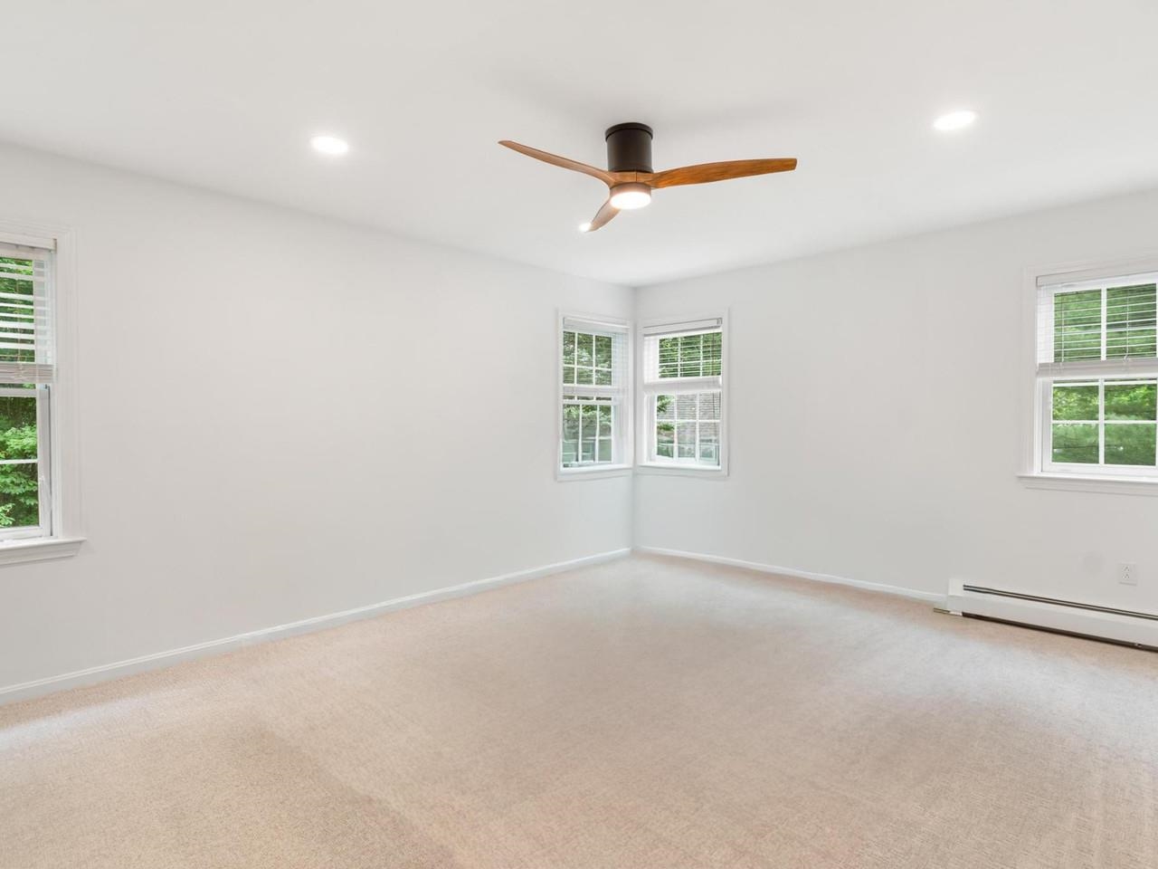 42 Cardinal Way Property Photo 15