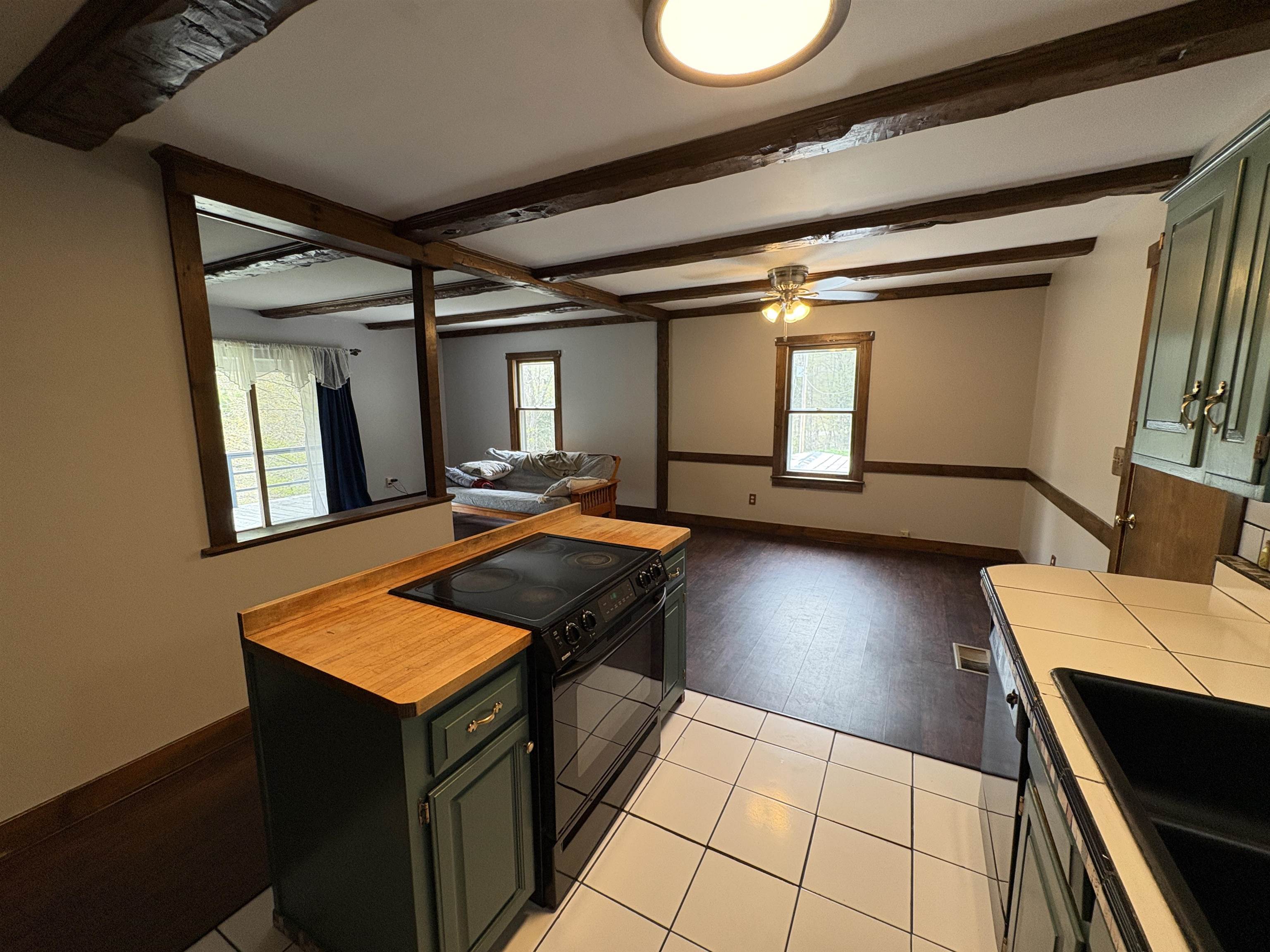 1250 Braintree Hill Road Property Photo 10
