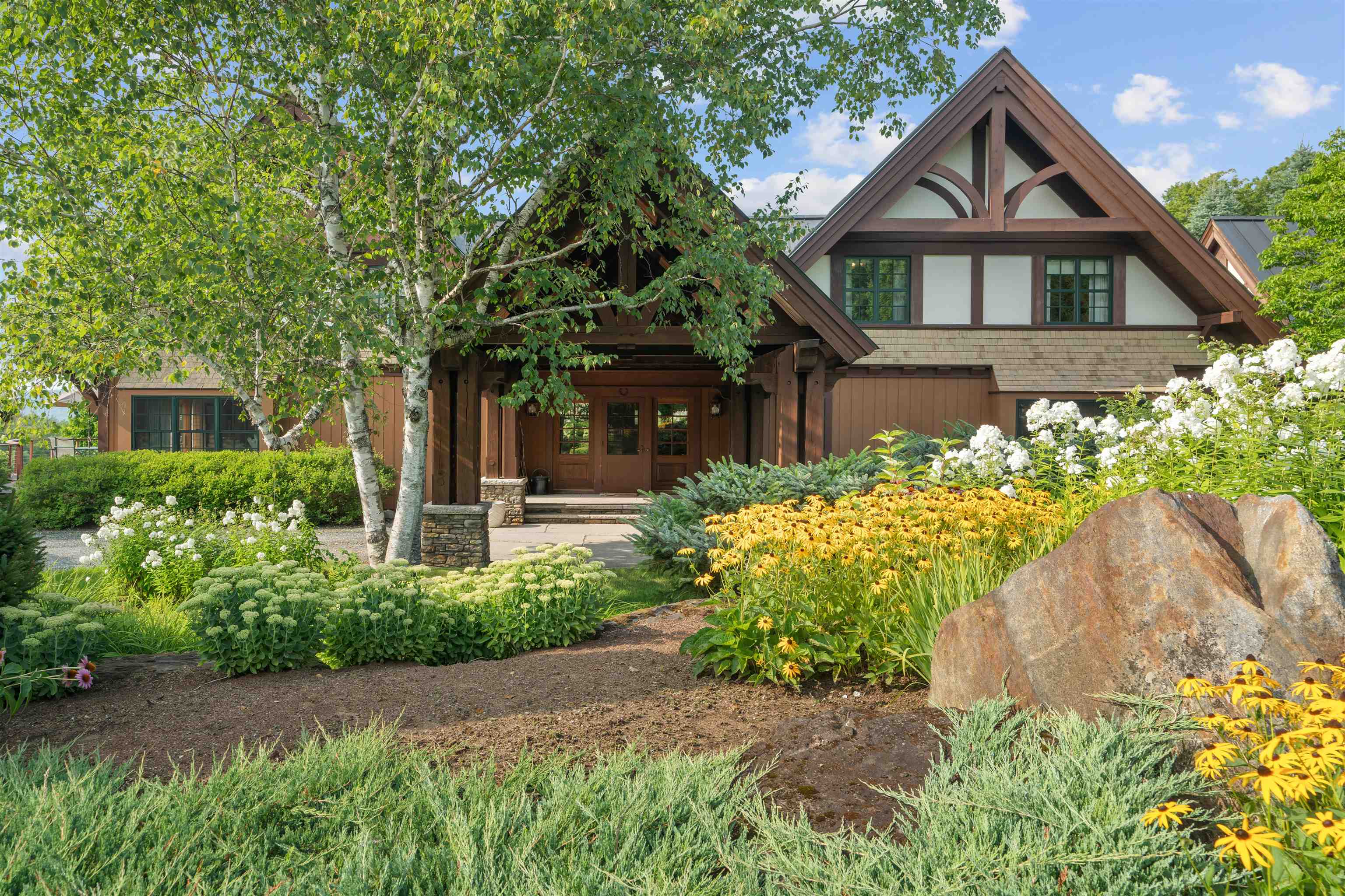 2358 Long Hill Road Property Photo 10