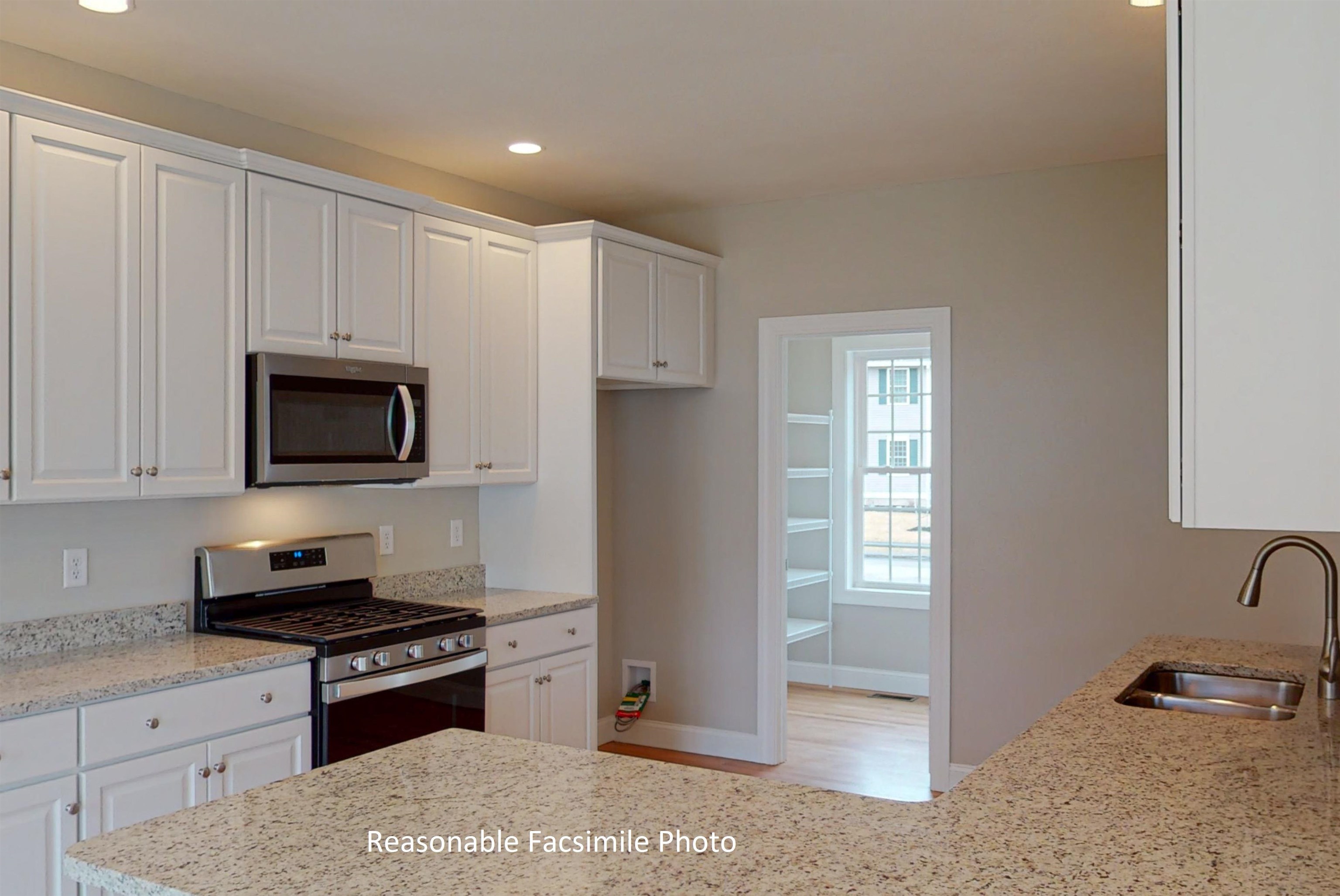 105 Lantern Drive Property Photo 5