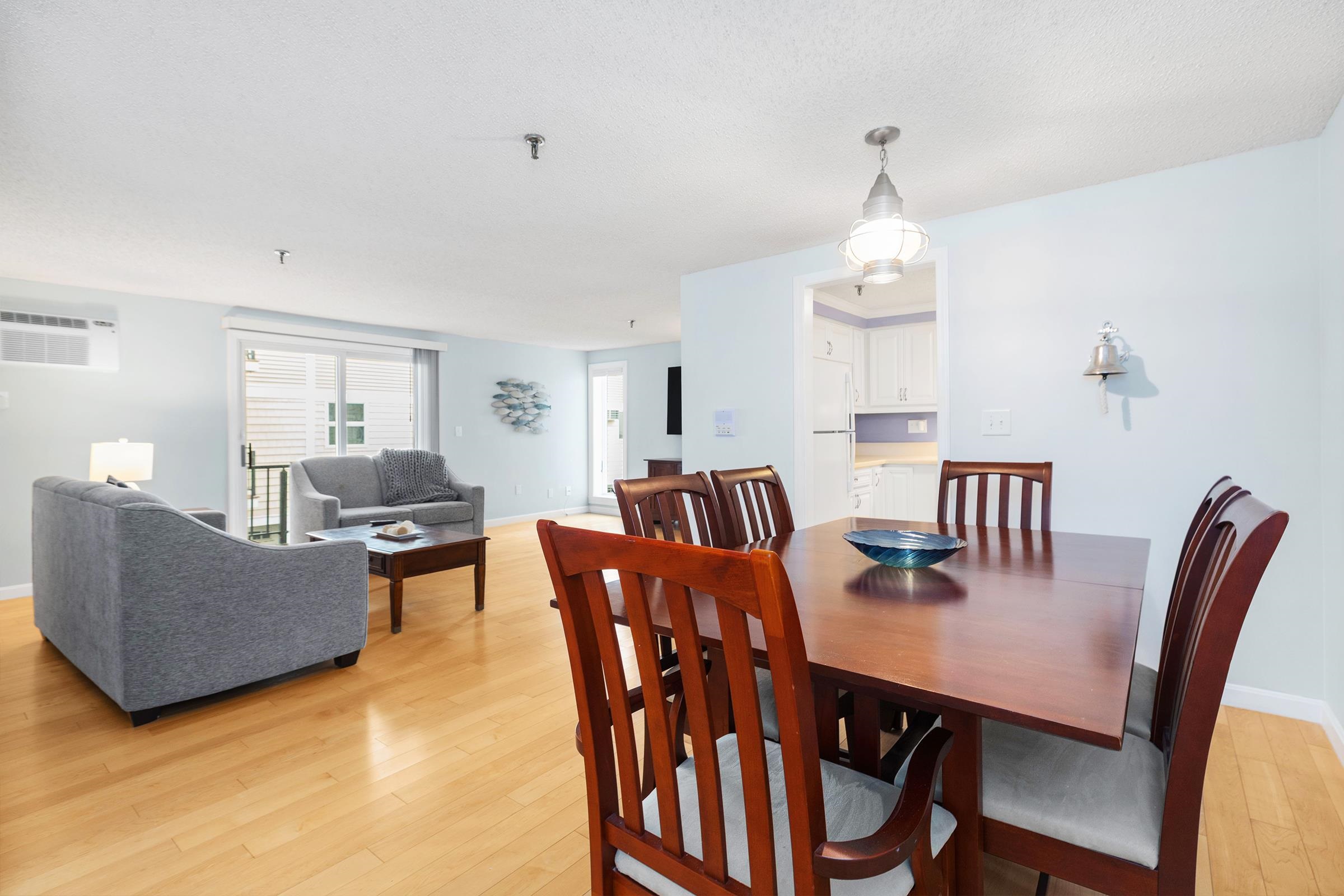 407 Ocean Boulevard Property Photo 7