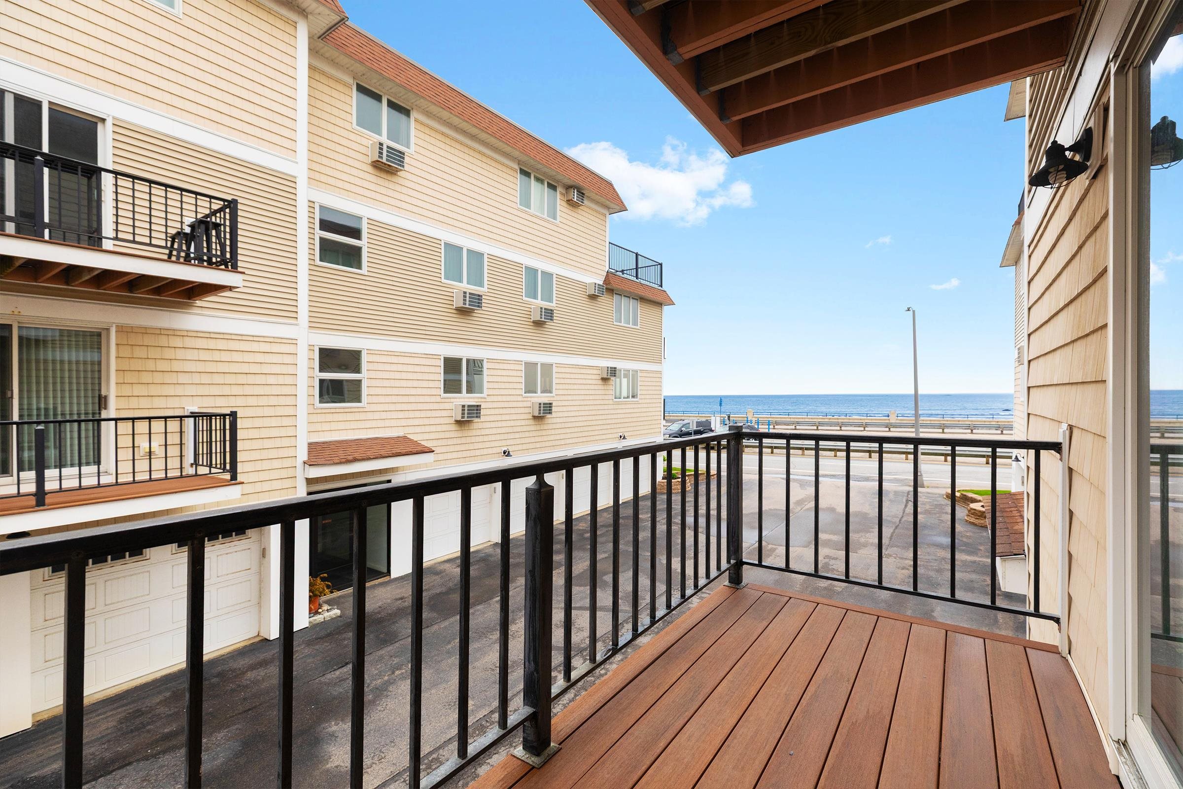 407 Ocean Boulevard Property Photo 21