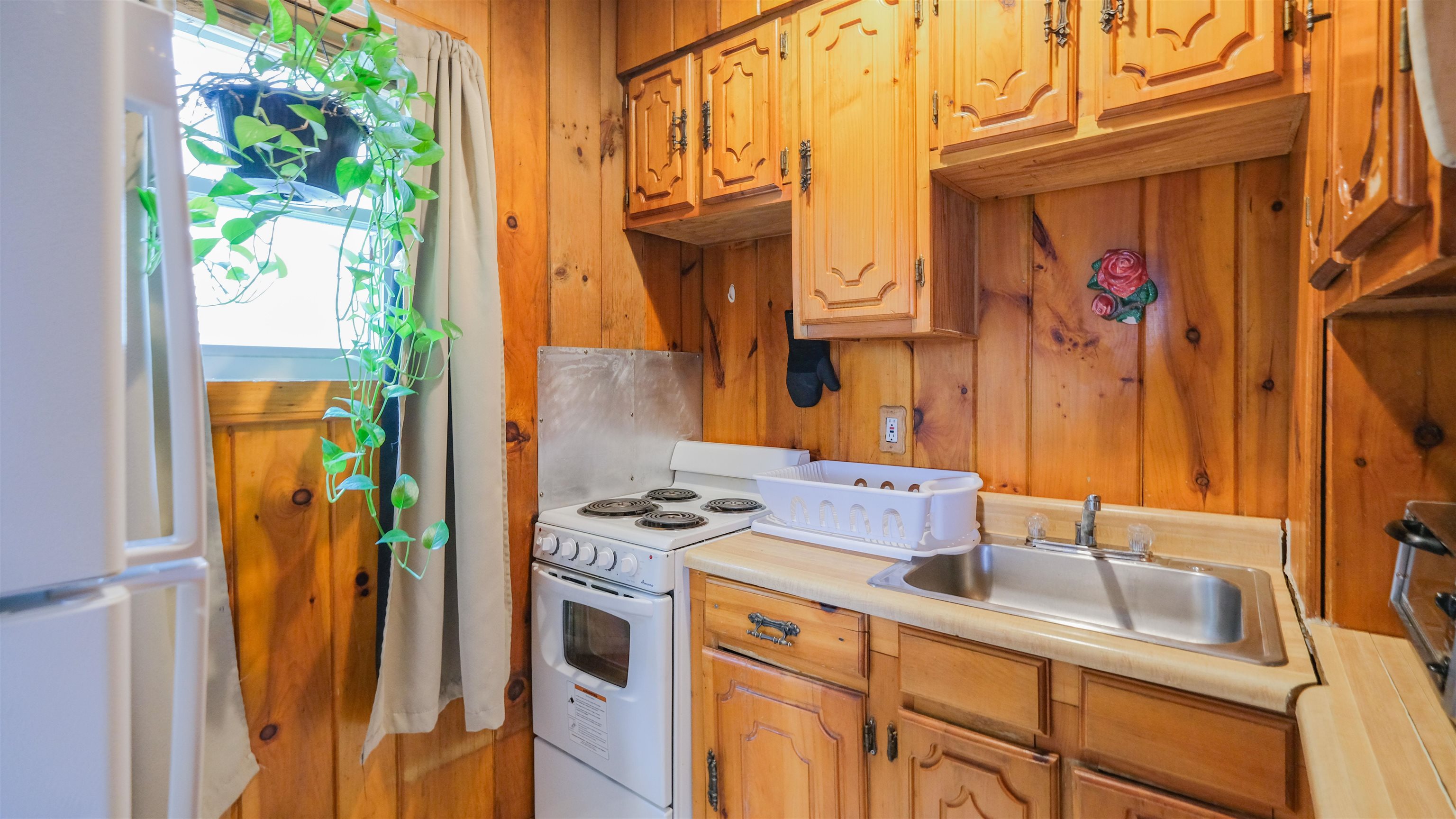 57 Pleasant Street Property Photo 4