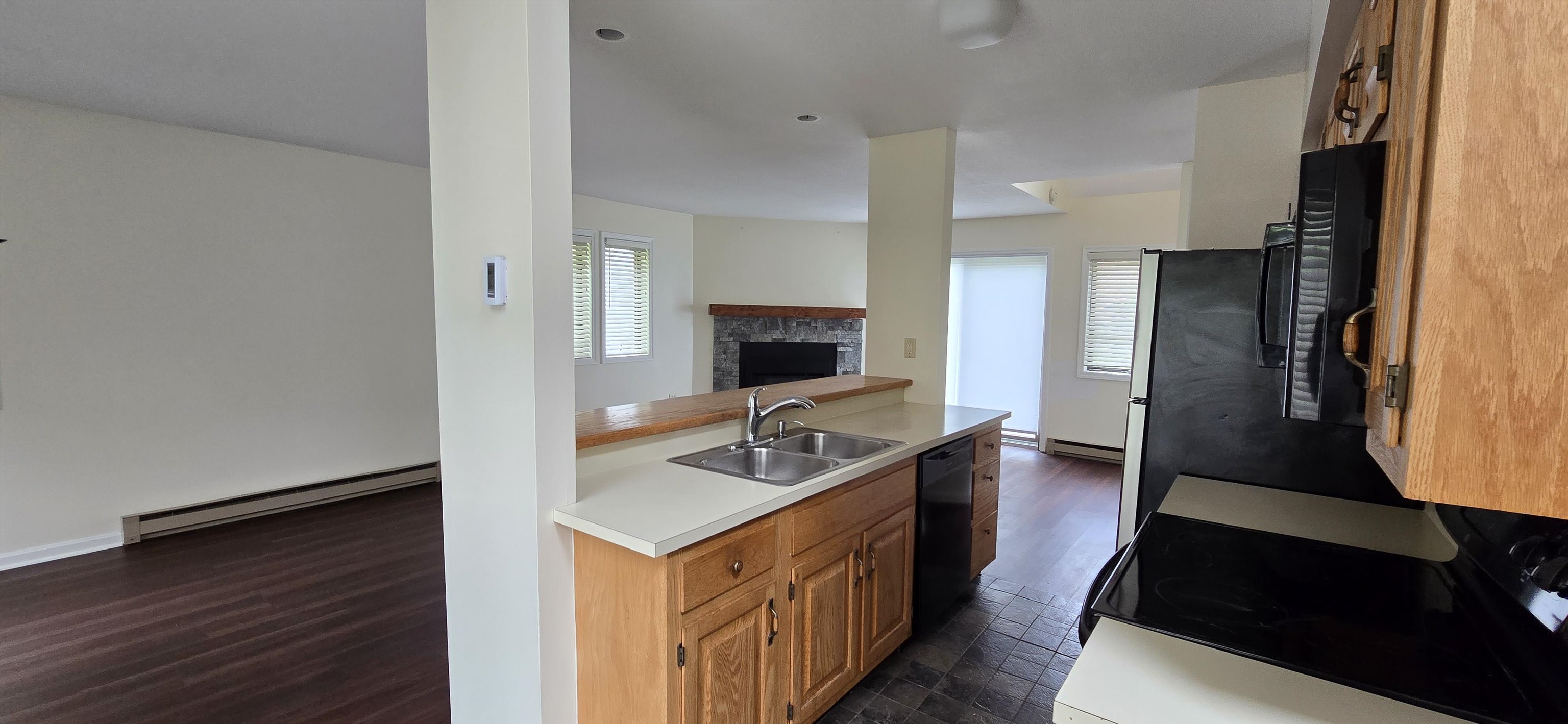 111 Lakeland Drive Property Photo 6