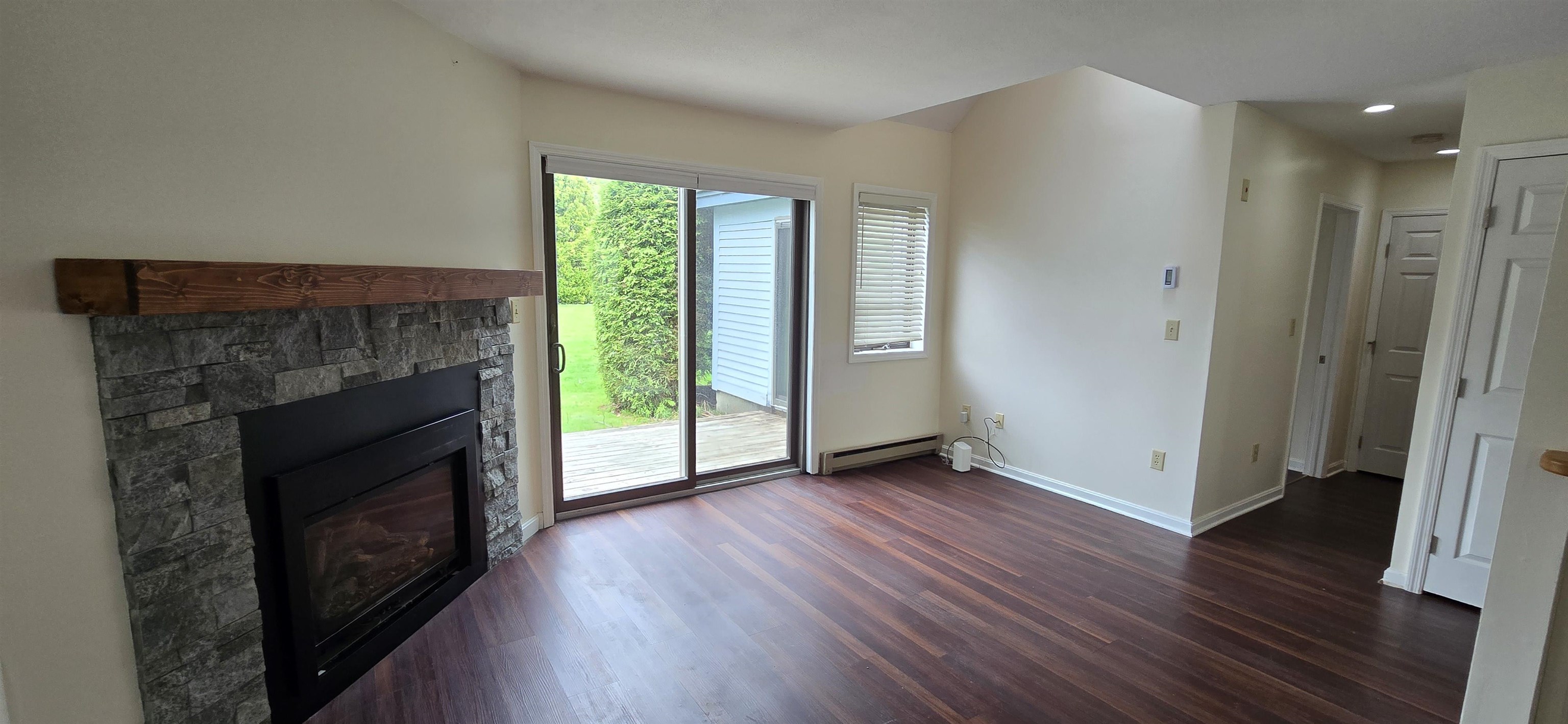 111 Lakeland Drive Property Photo 9