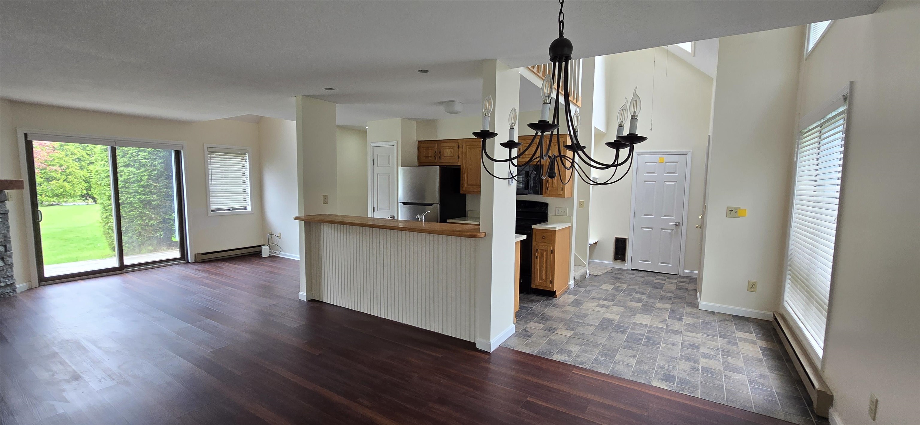 111 Lakeland Drive Property Photo 12
