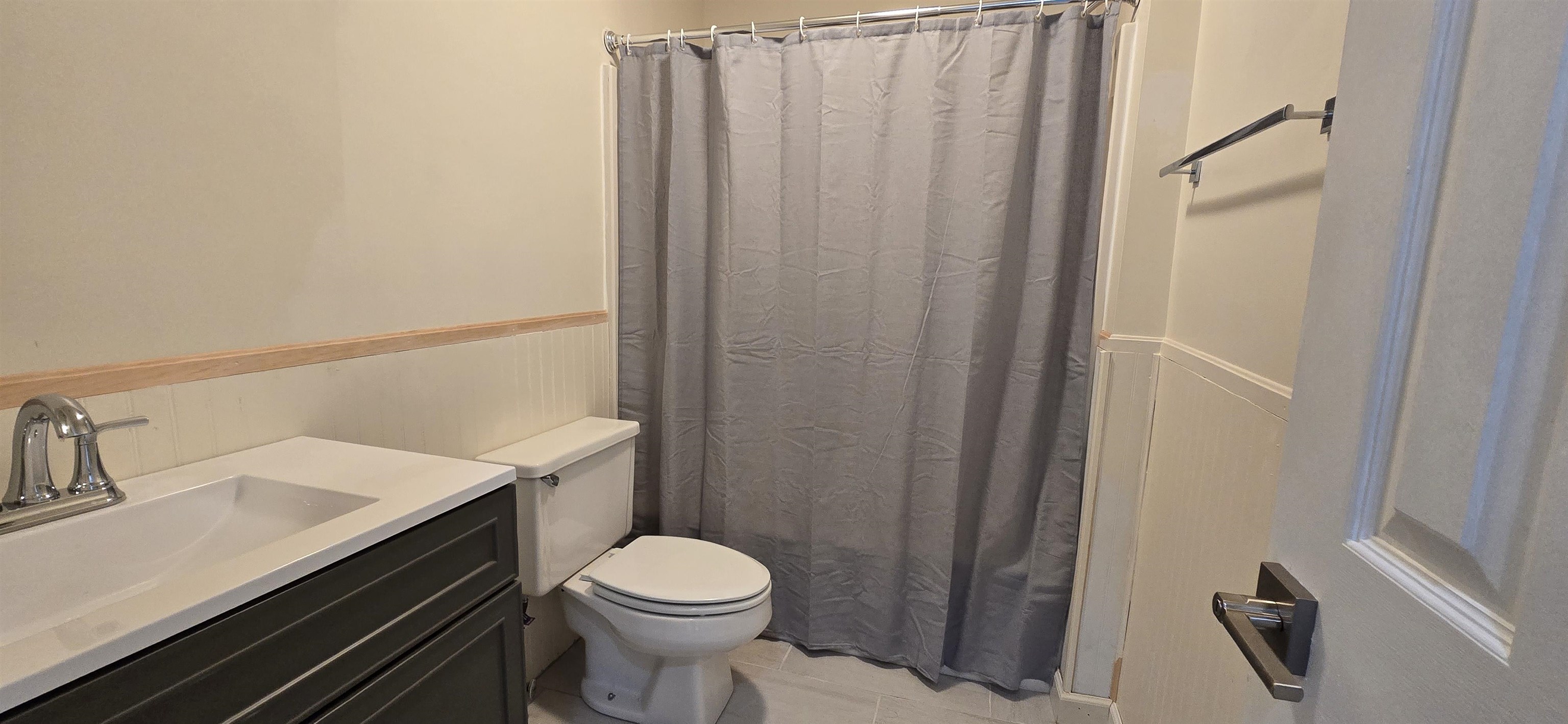 111 Lakeland Drive Property Photo 13