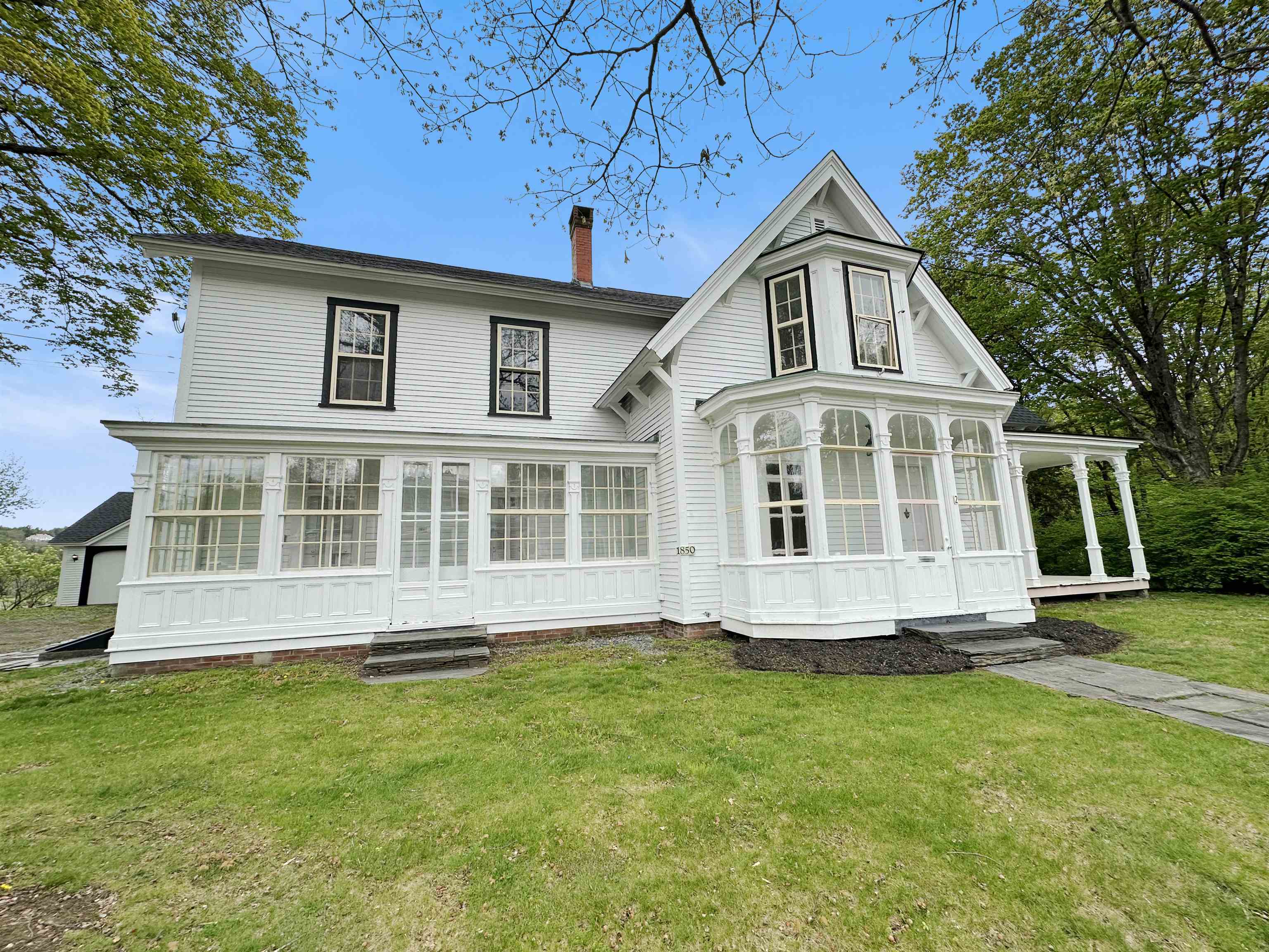 2 Pine Street Property Photo 2
