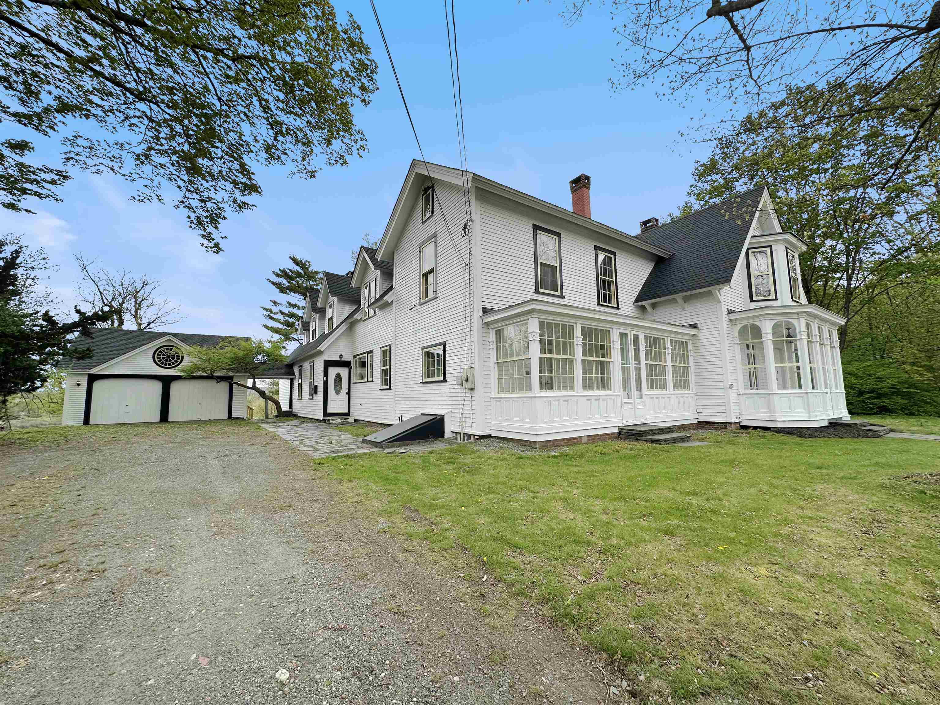 2 Pine Street Property Photo 3
