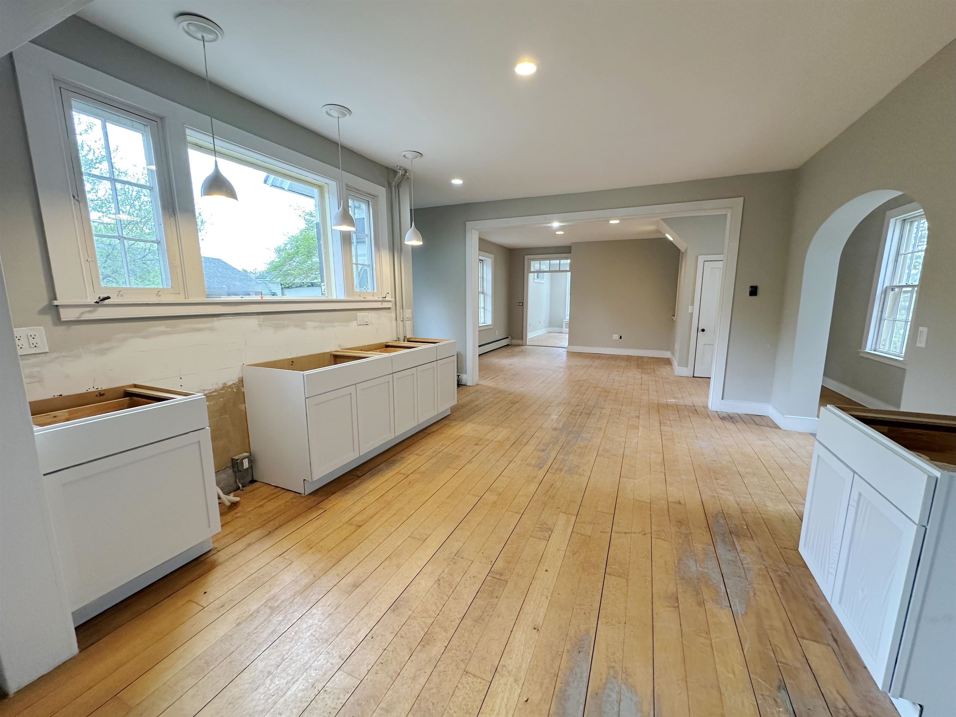2 Pine Street Property Photo 13