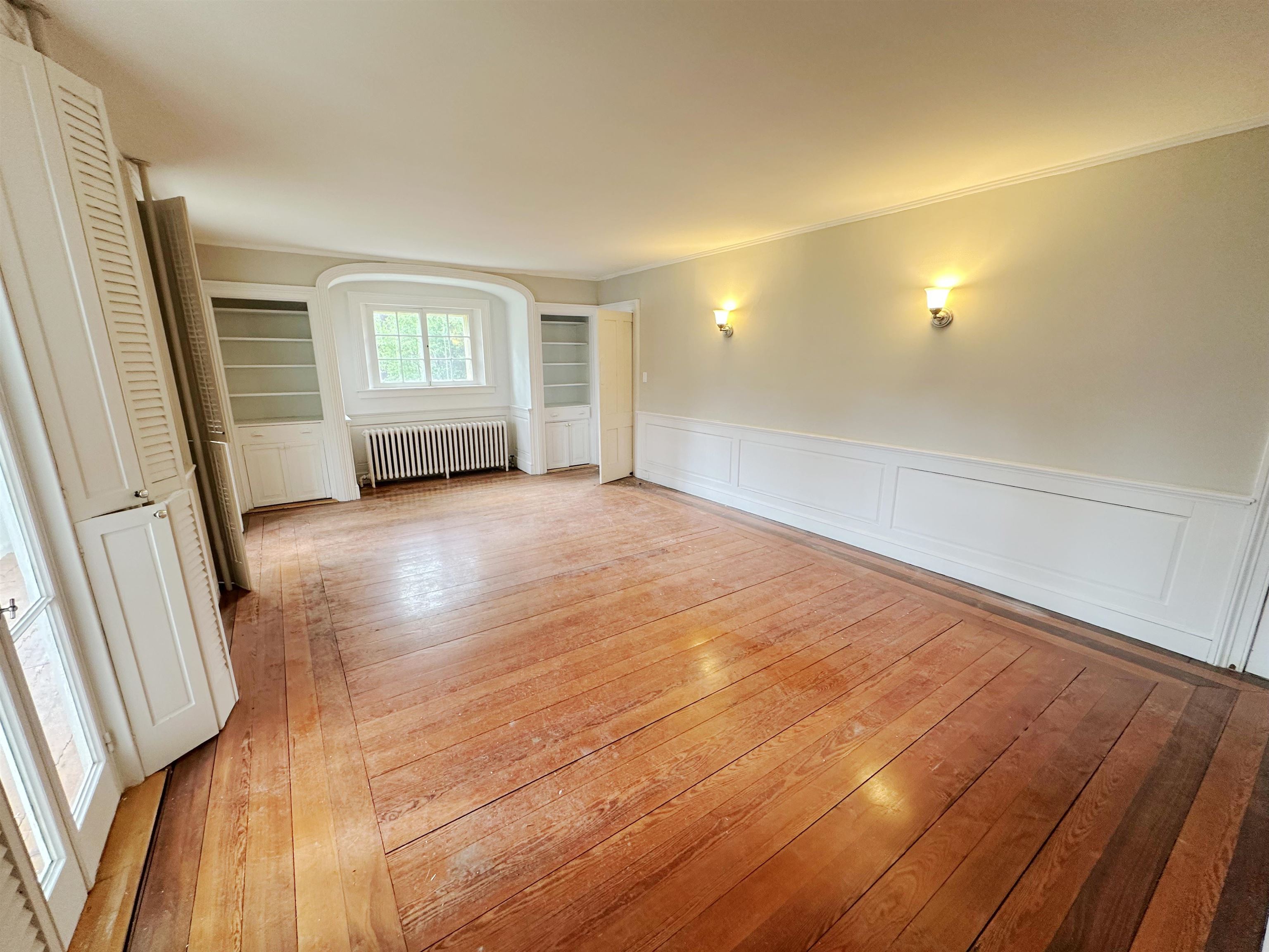 2 Pine Street Property Photo 16
