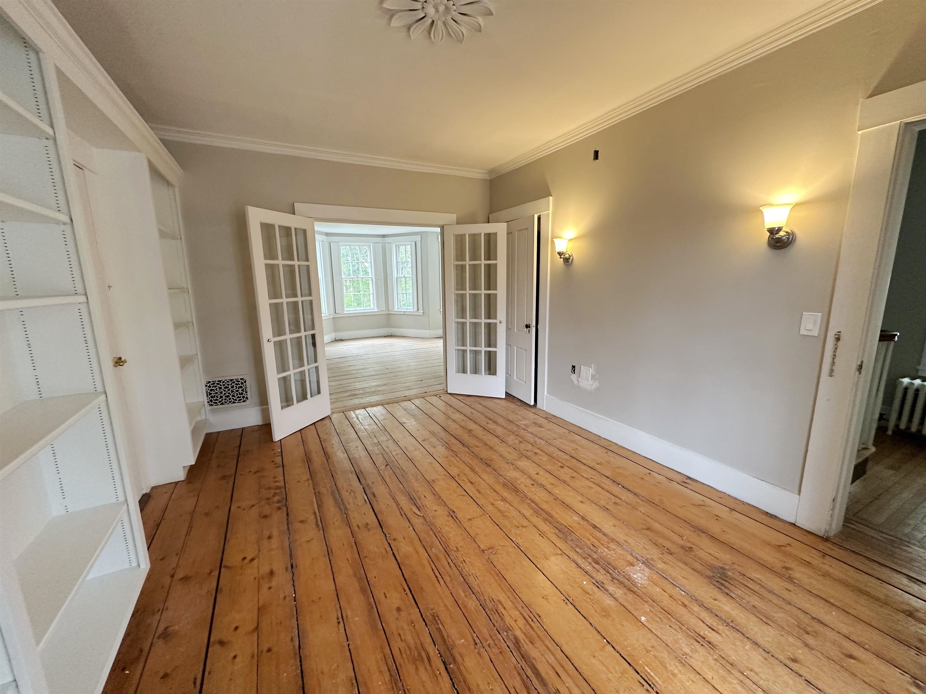 2 Pine Street Property Photo 18