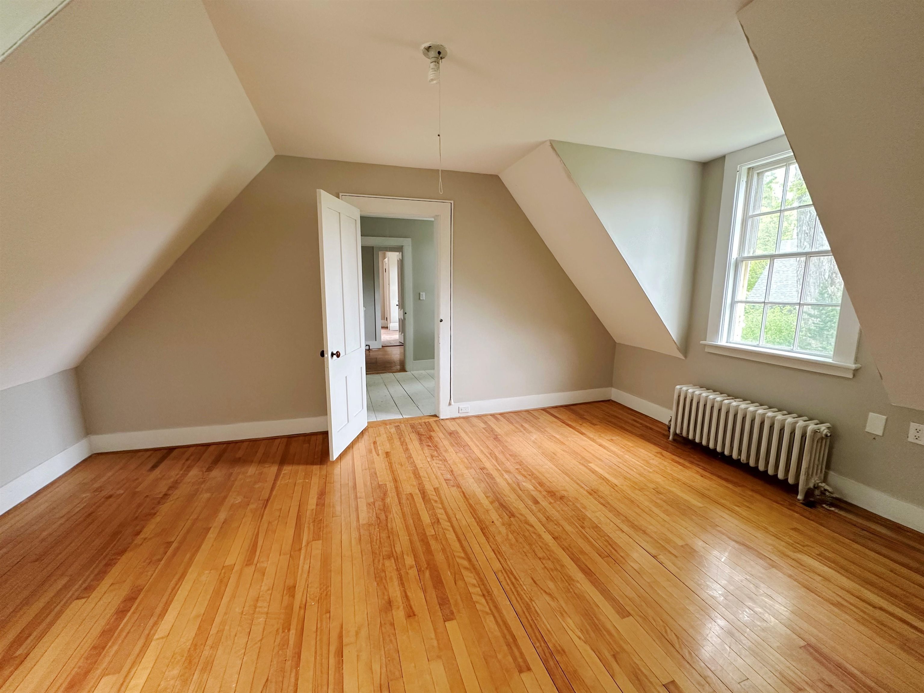 2 Pine Street Property Photo 34
