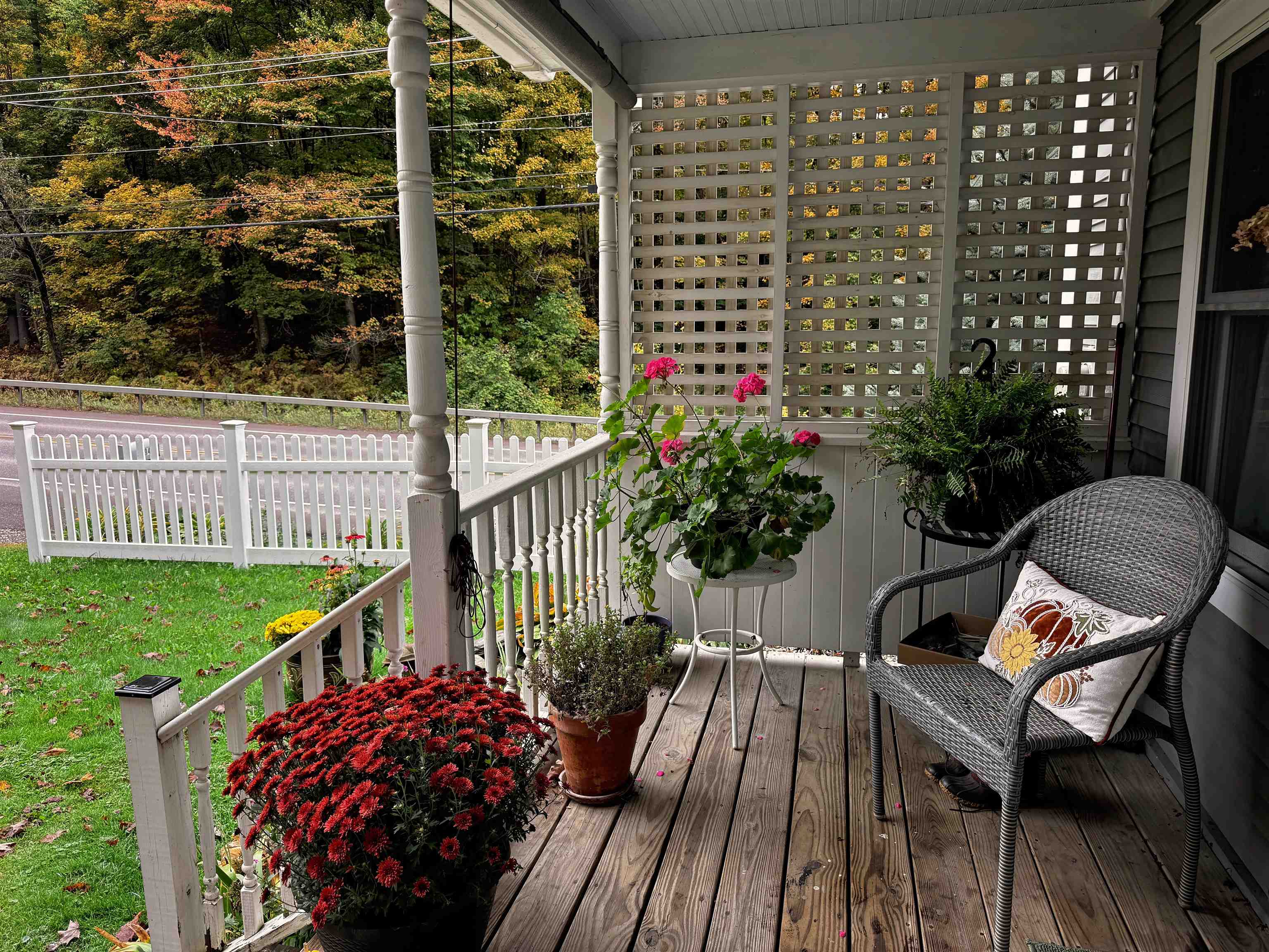 2949 Waterbury Road Property Photo 6