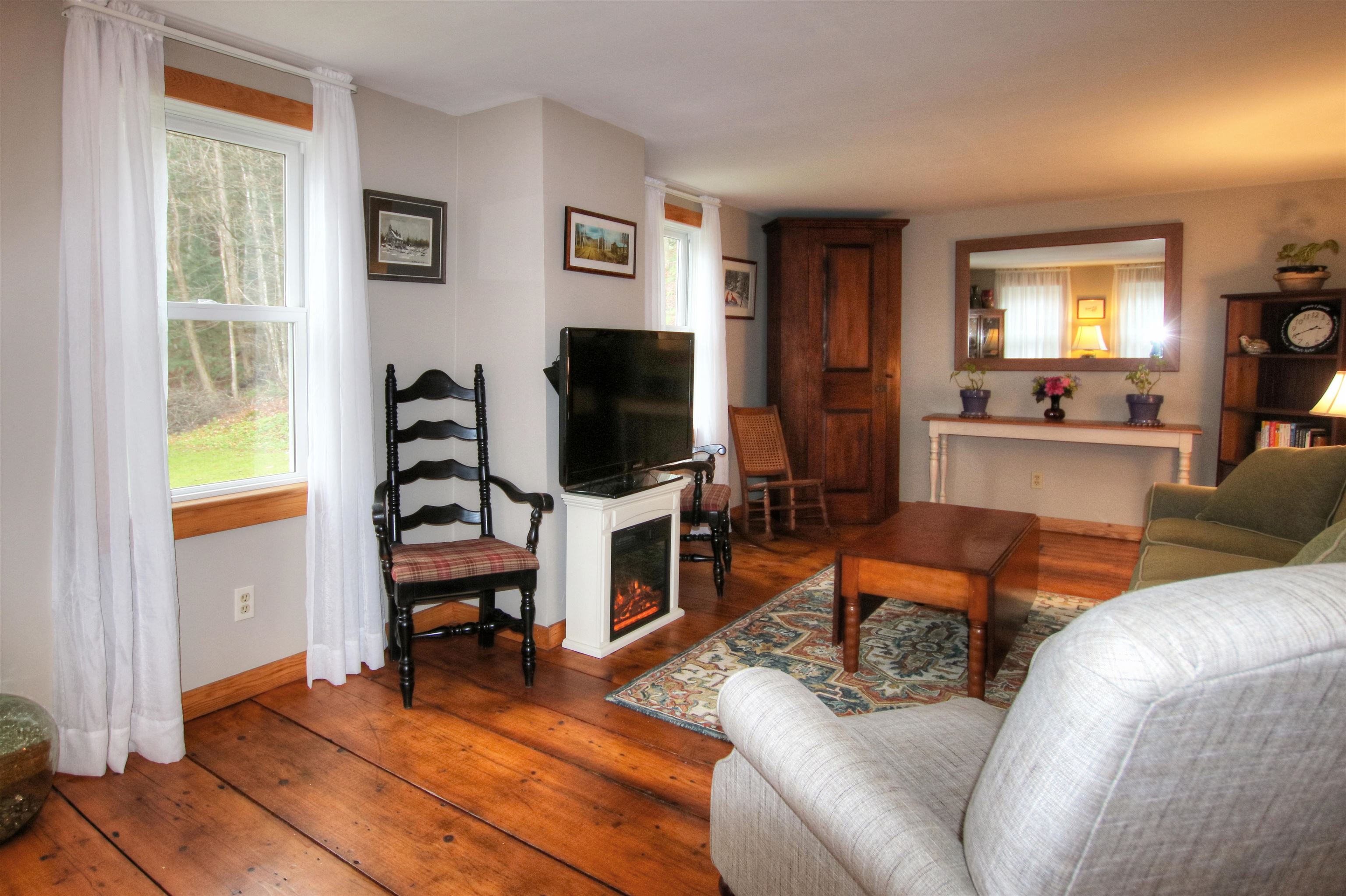 2949 Waterbury Road Property Photo 12