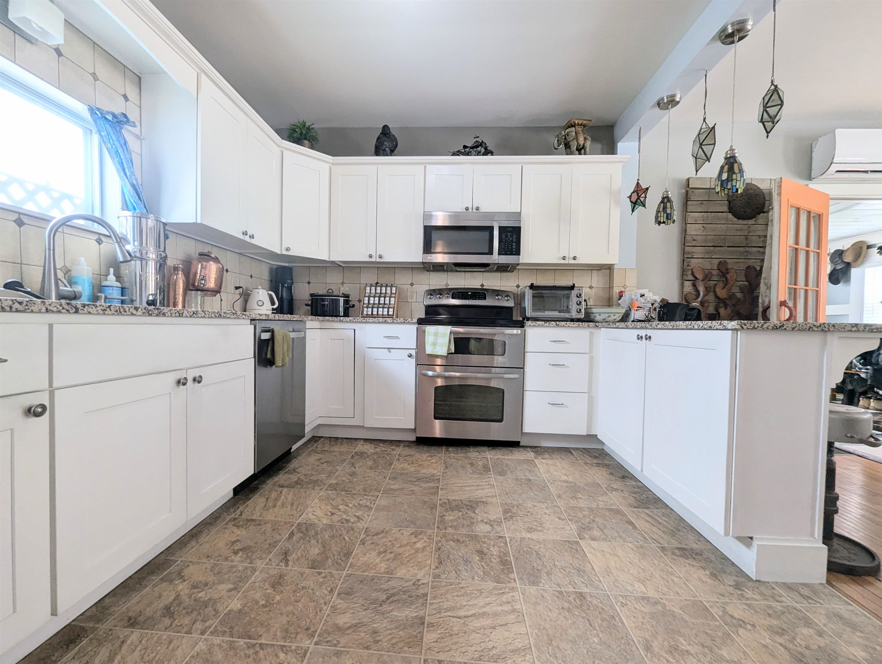 1292 Us Route 2 Property Photo 10