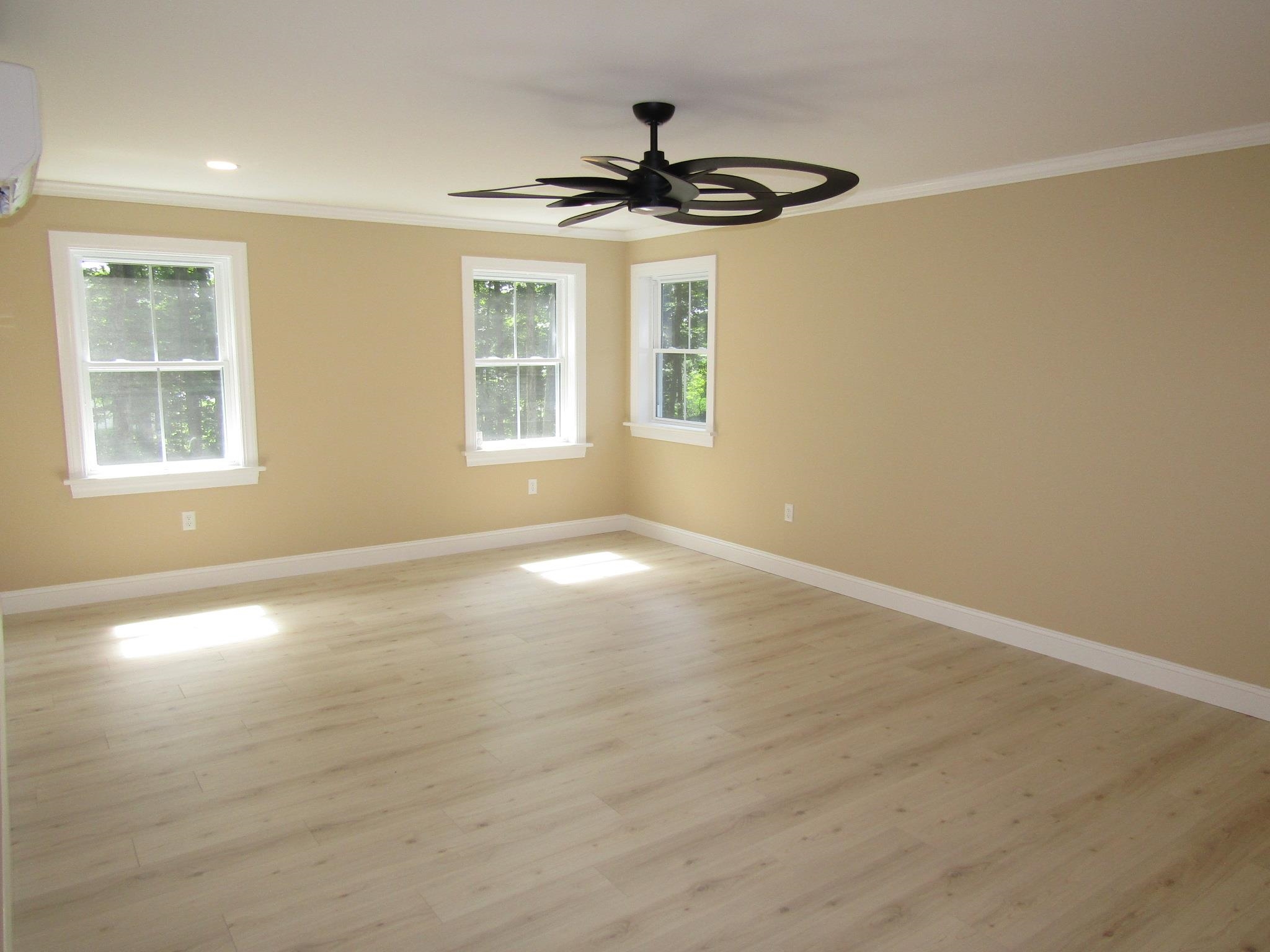 35 Maple Grove Estates Property Photo 30