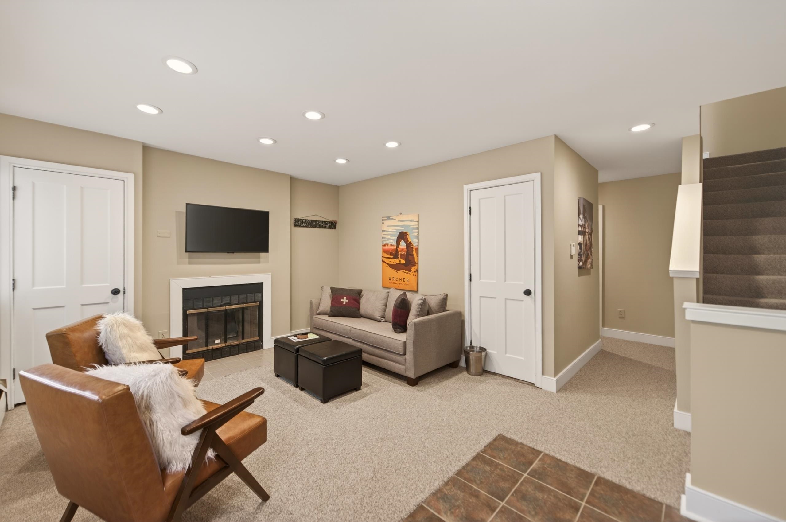 1d Townhouse Square Property Photo 12