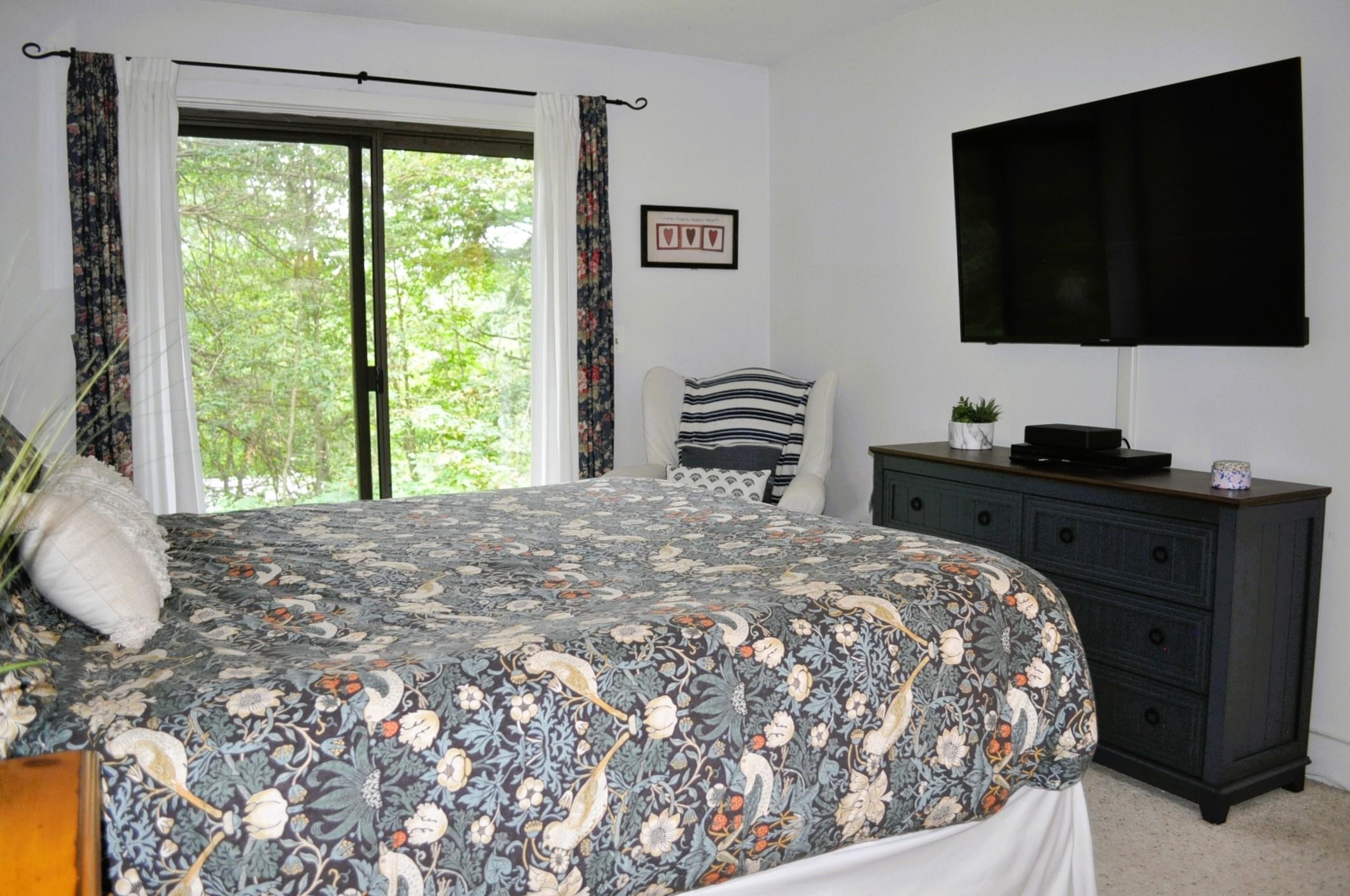 253 Old Quechee Road Property Photo 16