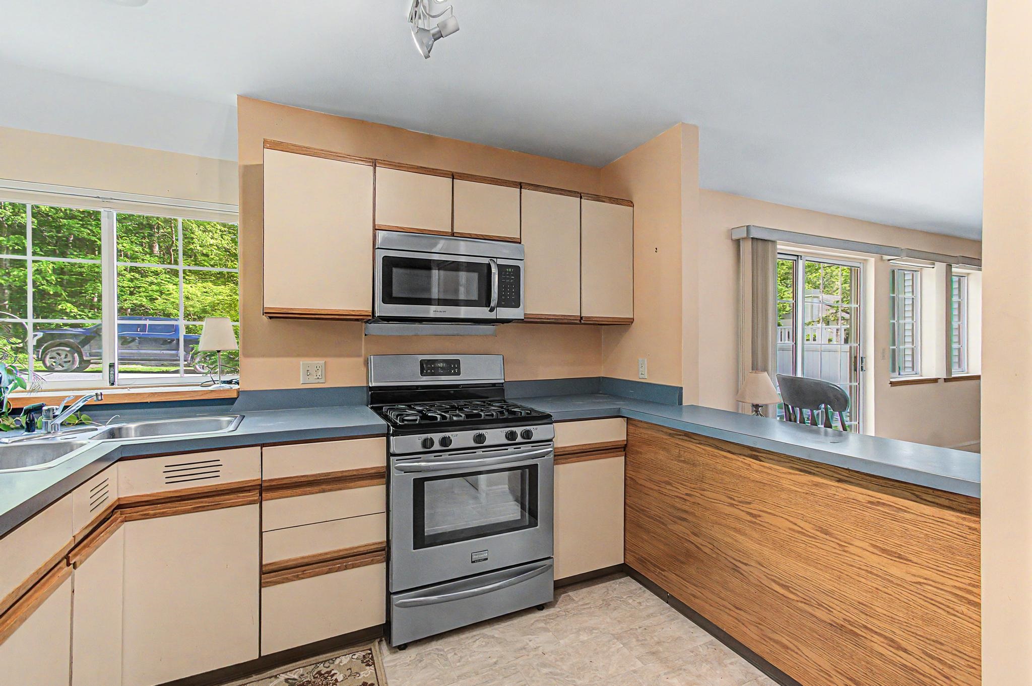1 Winding Brook Drive Property Photo 10