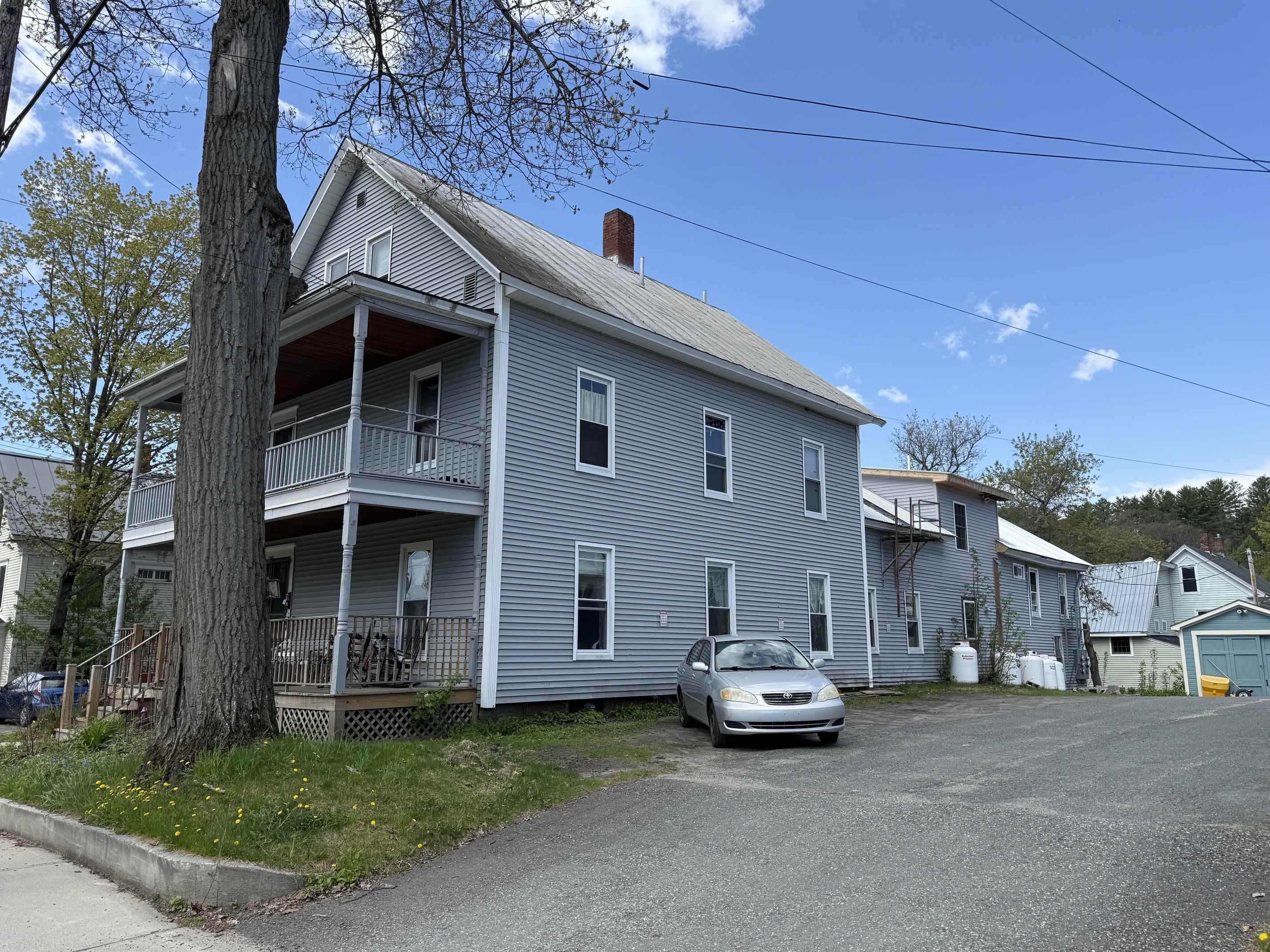 373 Spring Street Property Photo 3