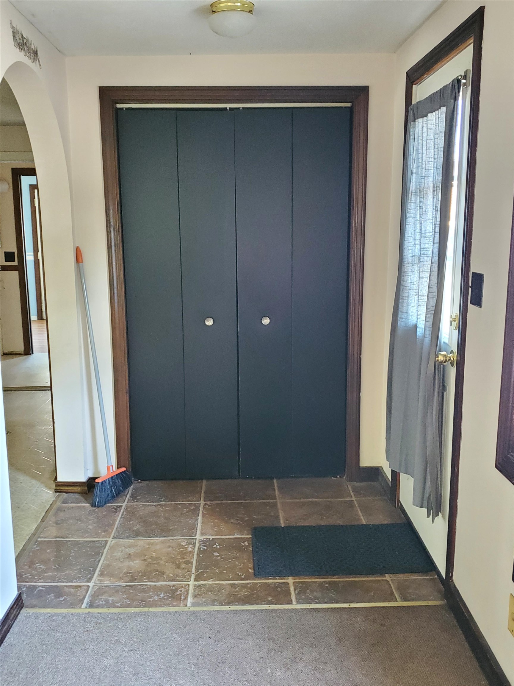 10 Ash Street Property Photo 3