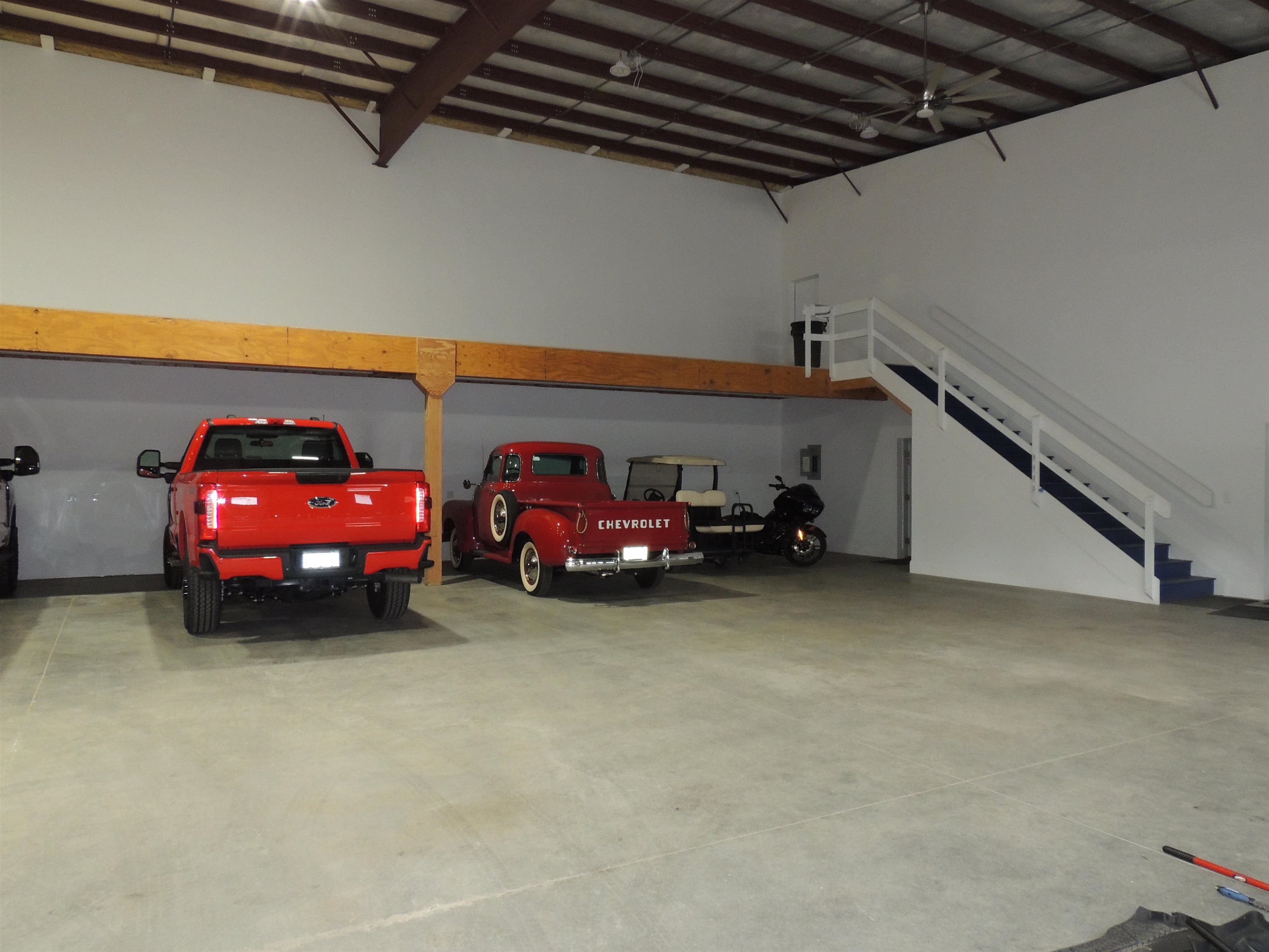 264 Nh Route 106 Property Photo 16