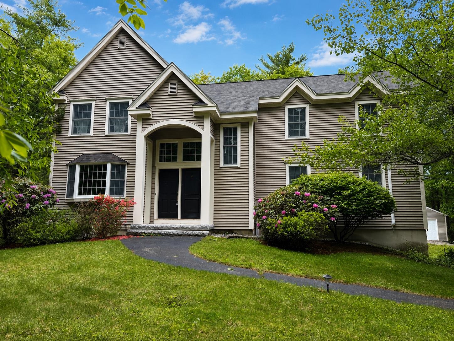 281 New Boston Road Property Photo 1