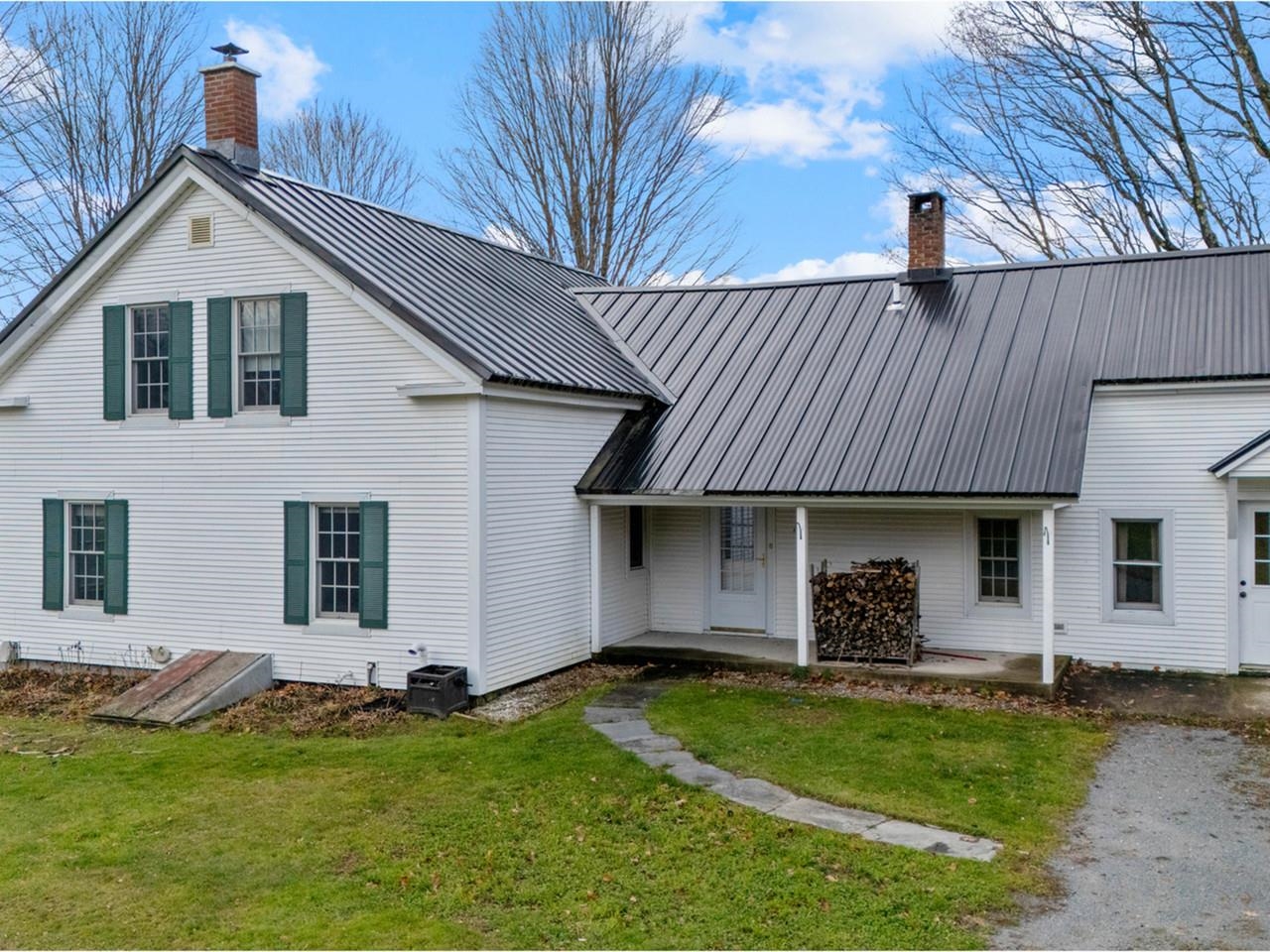 405 Brookside Road Property Photo 6