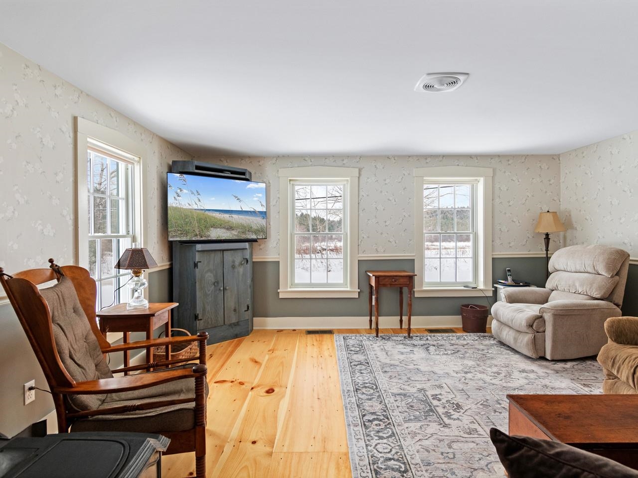 405 Brookside Road Property Photo 10