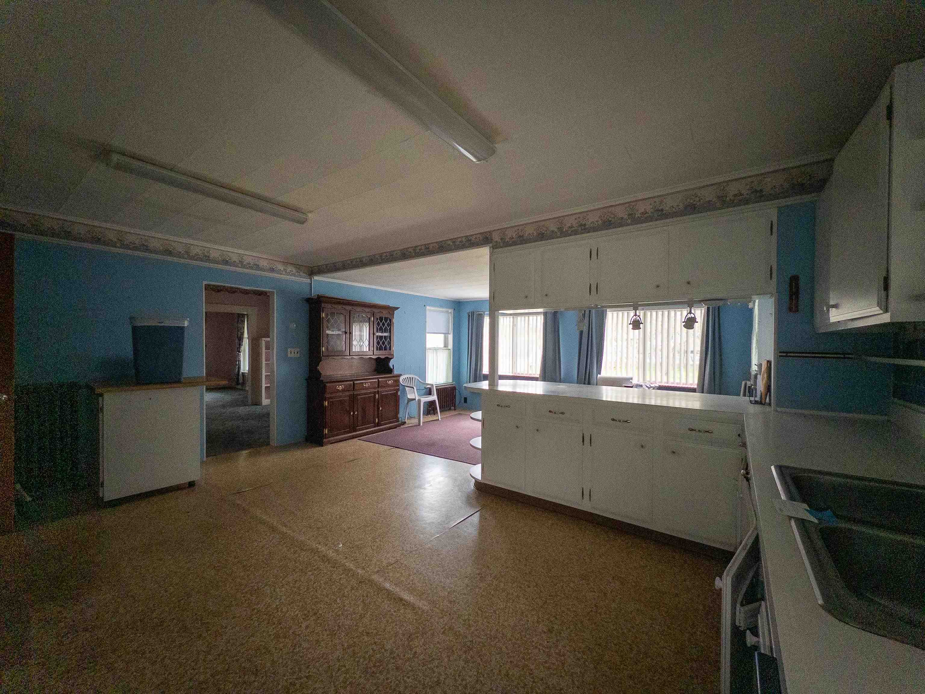 131 Grove Street Property Photo 6