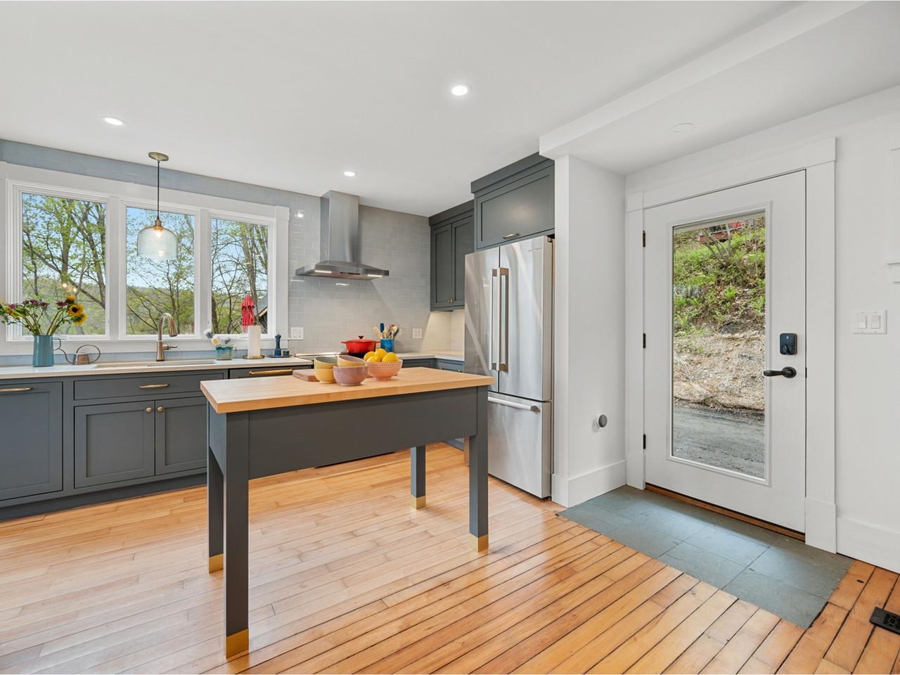 8 Richardson Street Property Photo 27