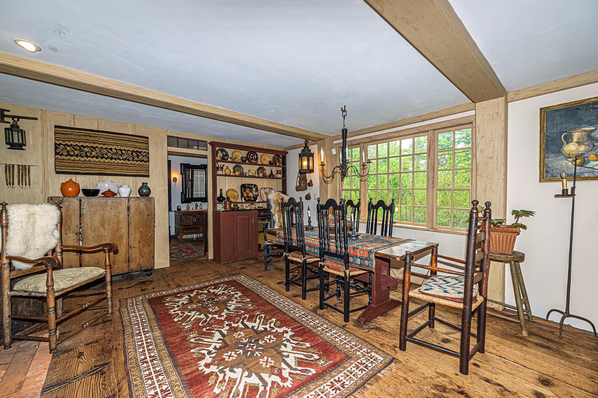 31 Long Hill Road Property Photo 8