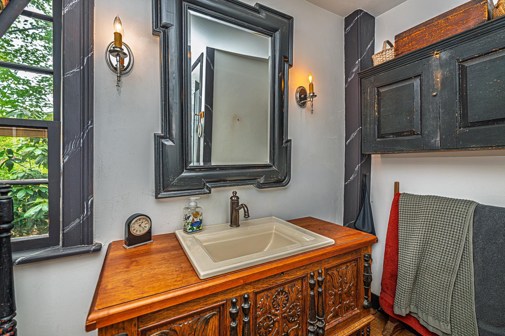 31 Long Hill Road Property Photo 14