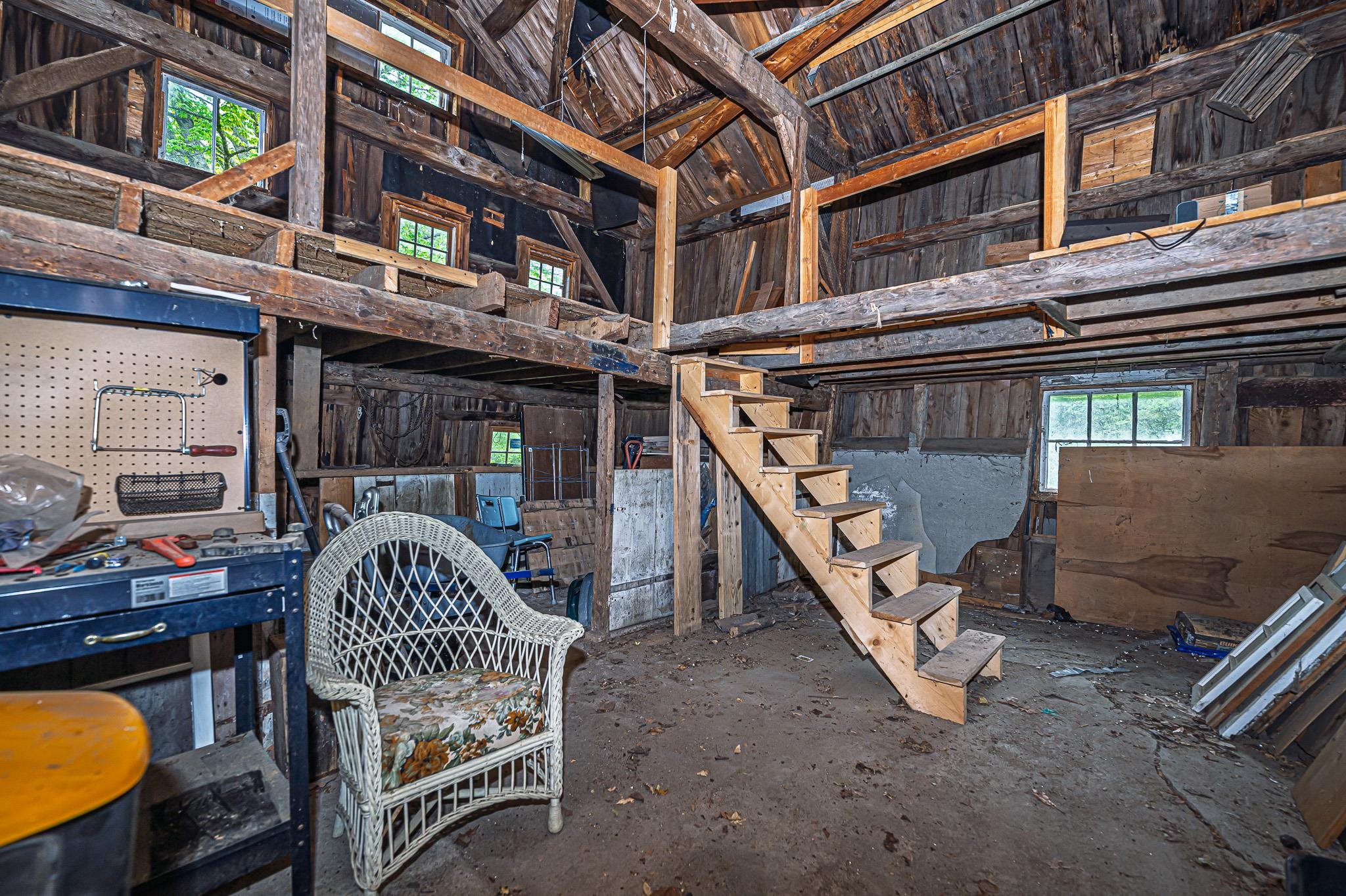 31 Long Hill Road Property Photo 32