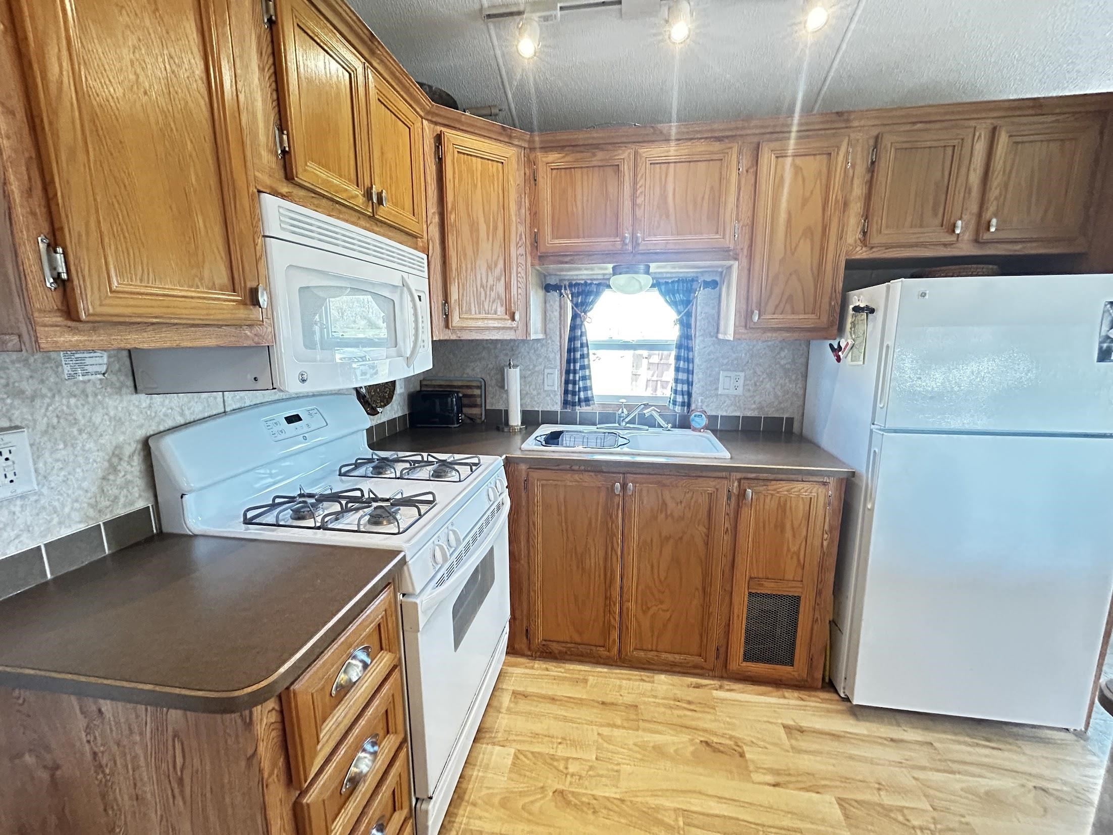 6 Eagle Lane Property Photo 8