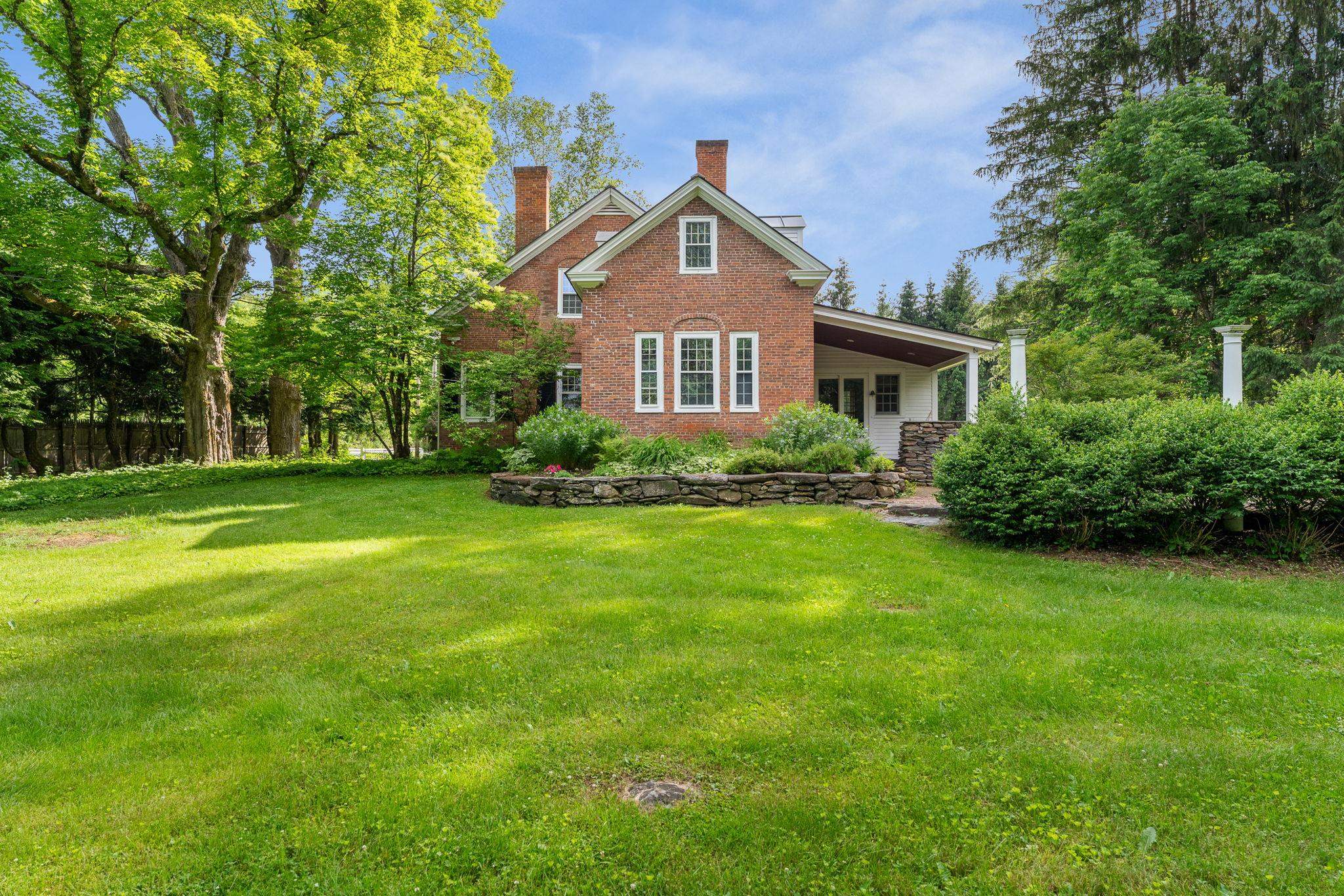 1522 Barnard Road Property Photo 2