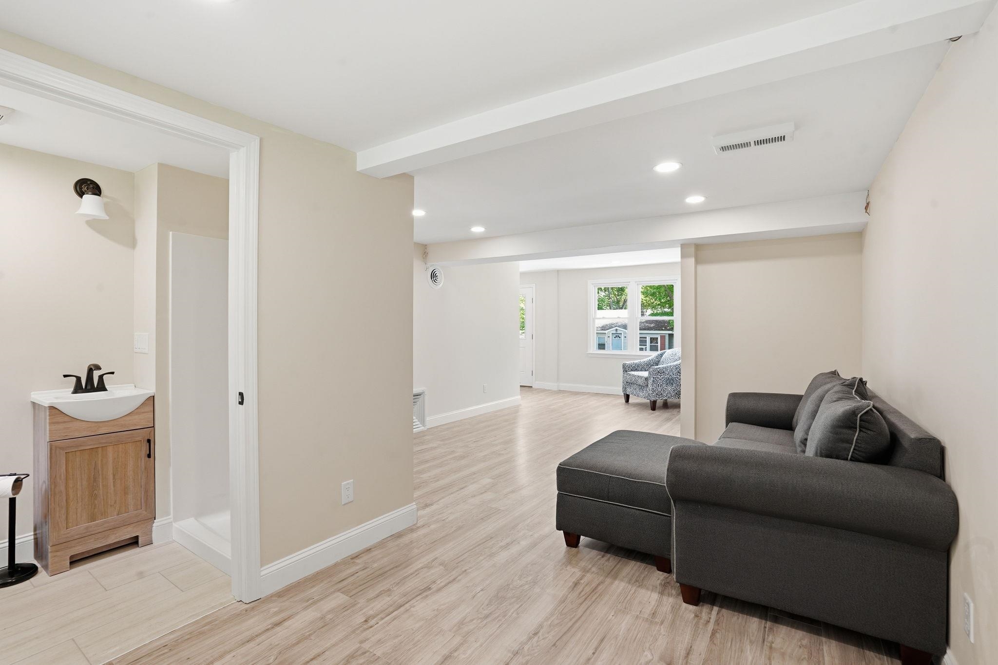 20 Orchard Terrace Property Photo 17