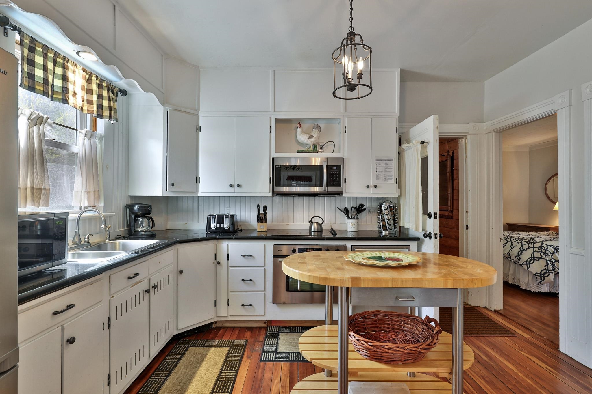 49 Pleasant Street Property Photo 6