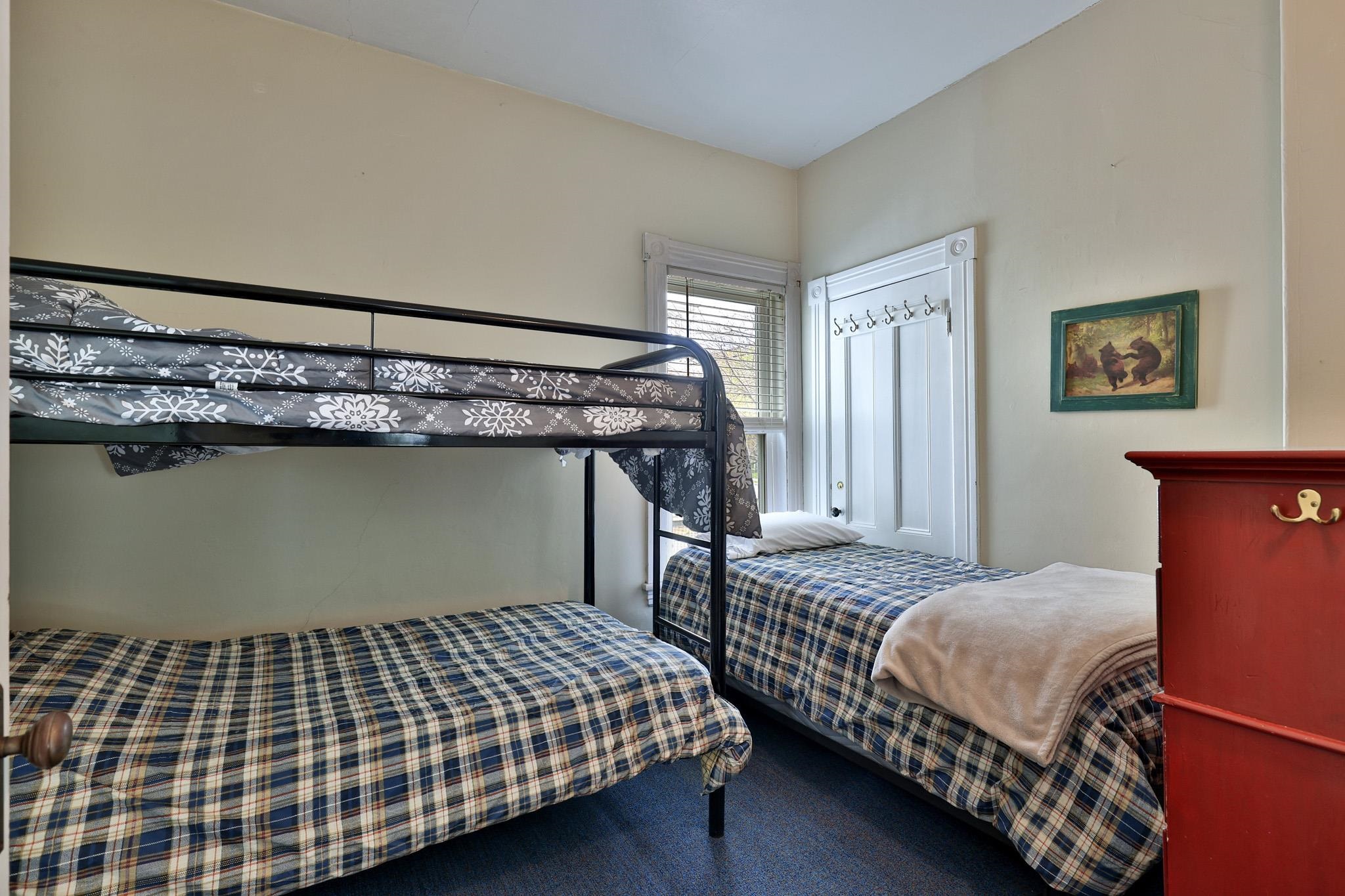 49 Pleasant Street Property Photo 15
