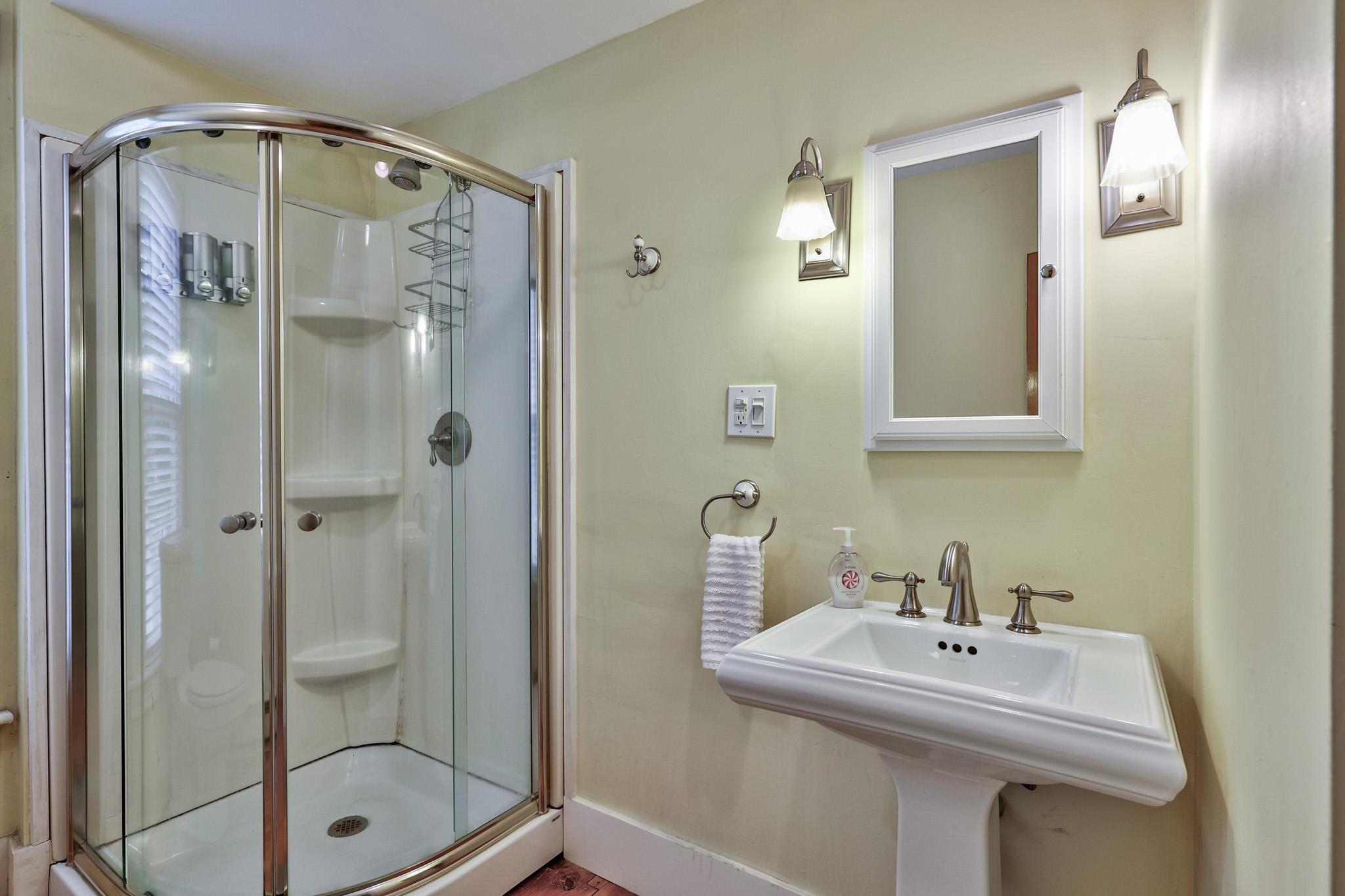 49 Pleasant Street Property Photo 32