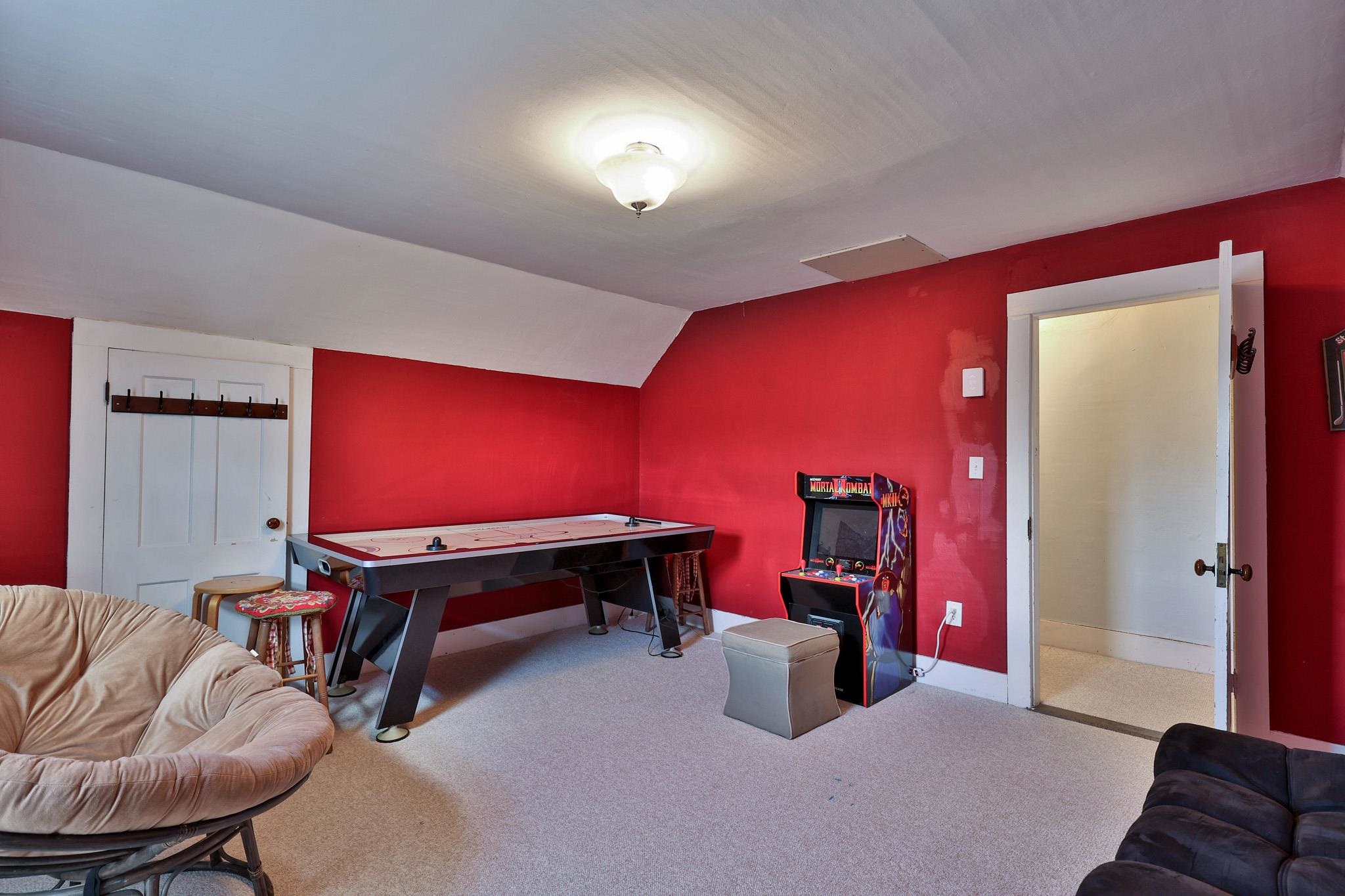 49 Pleasant Street Property Photo 35
