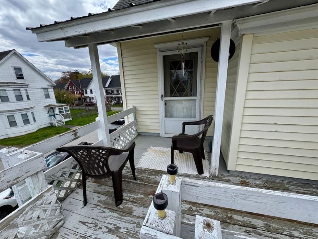 11 Pine Street Property Photo 15