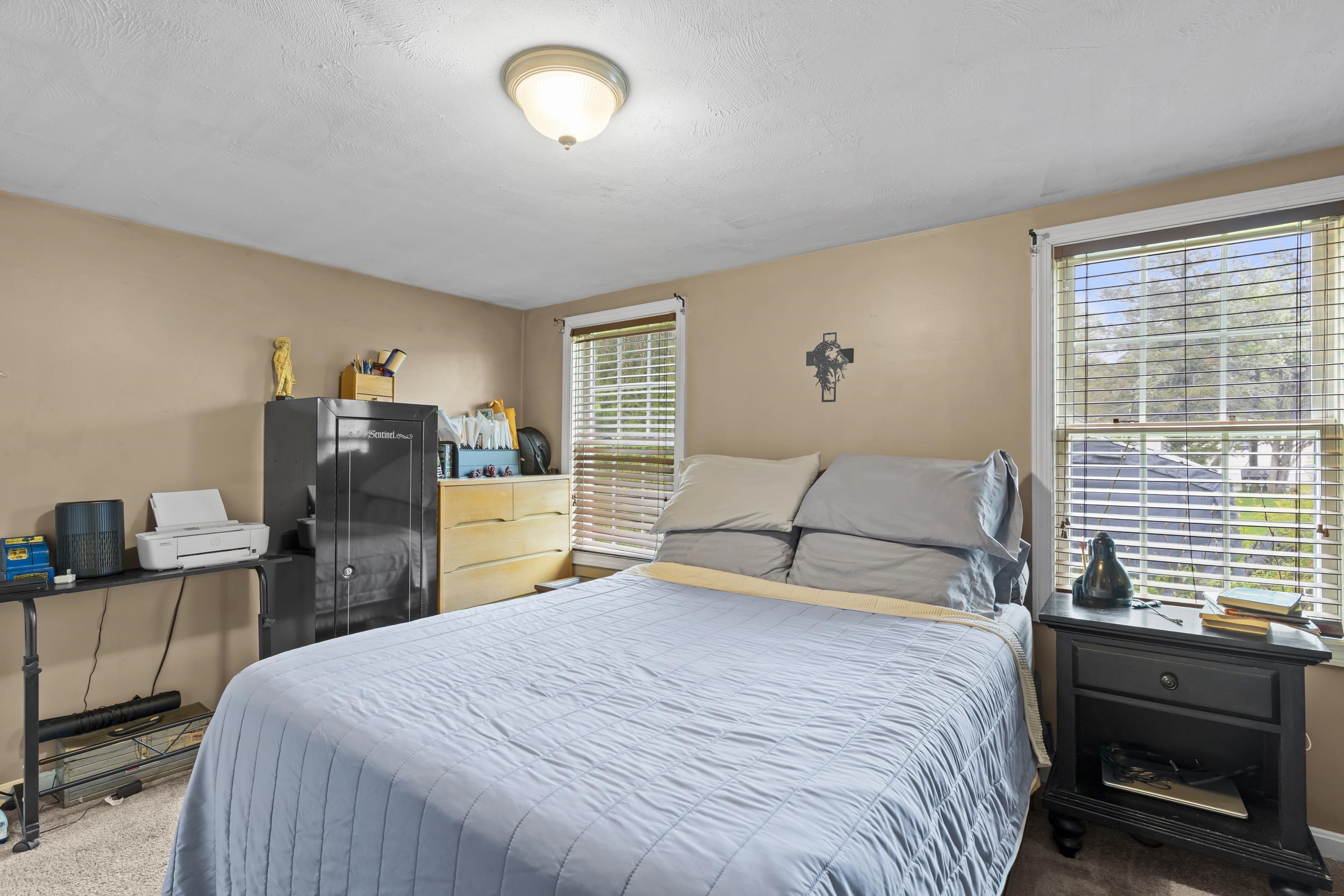 53 Hilton Avenue Property Photo 10