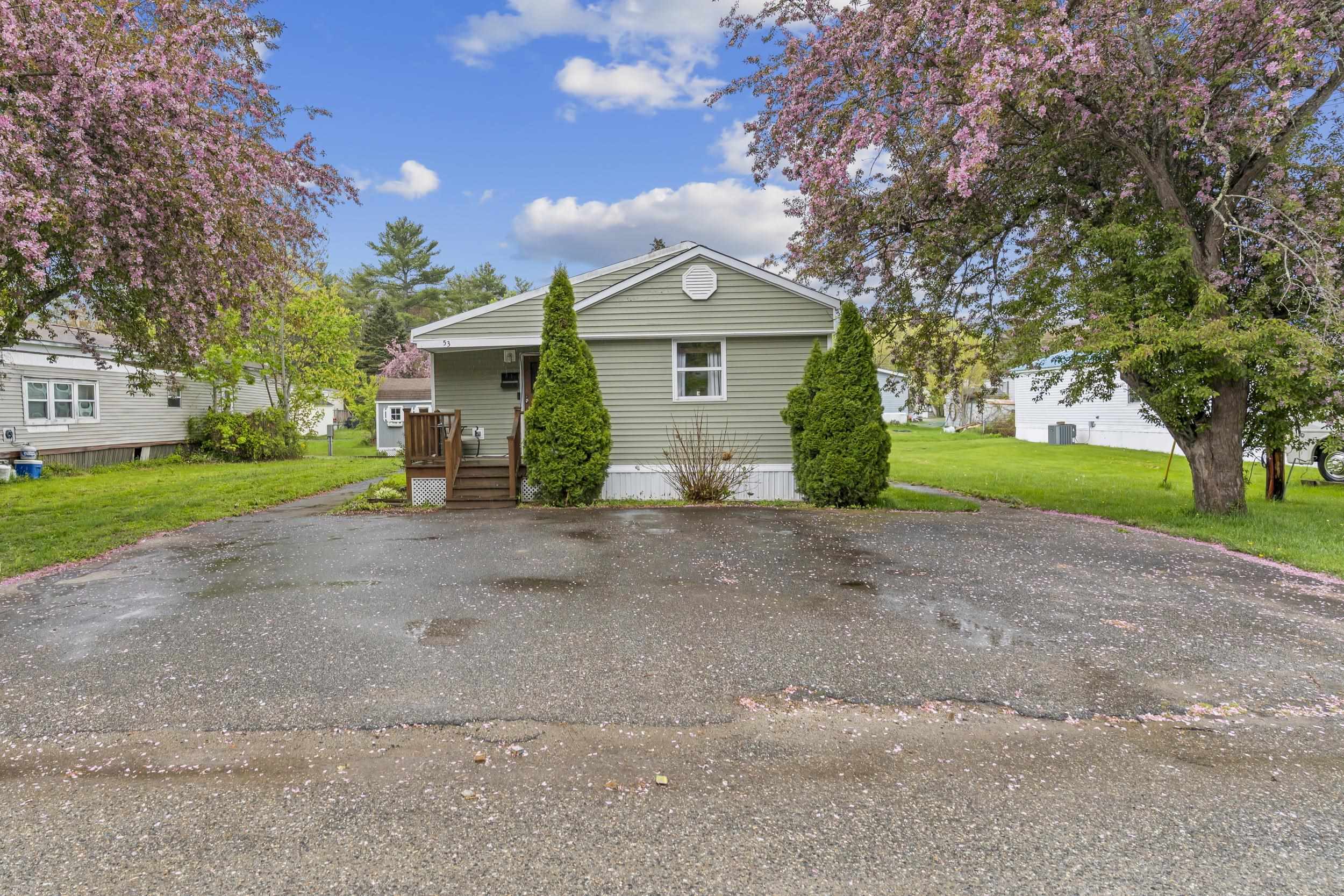 53 Hilton Avenue Property Photo 15