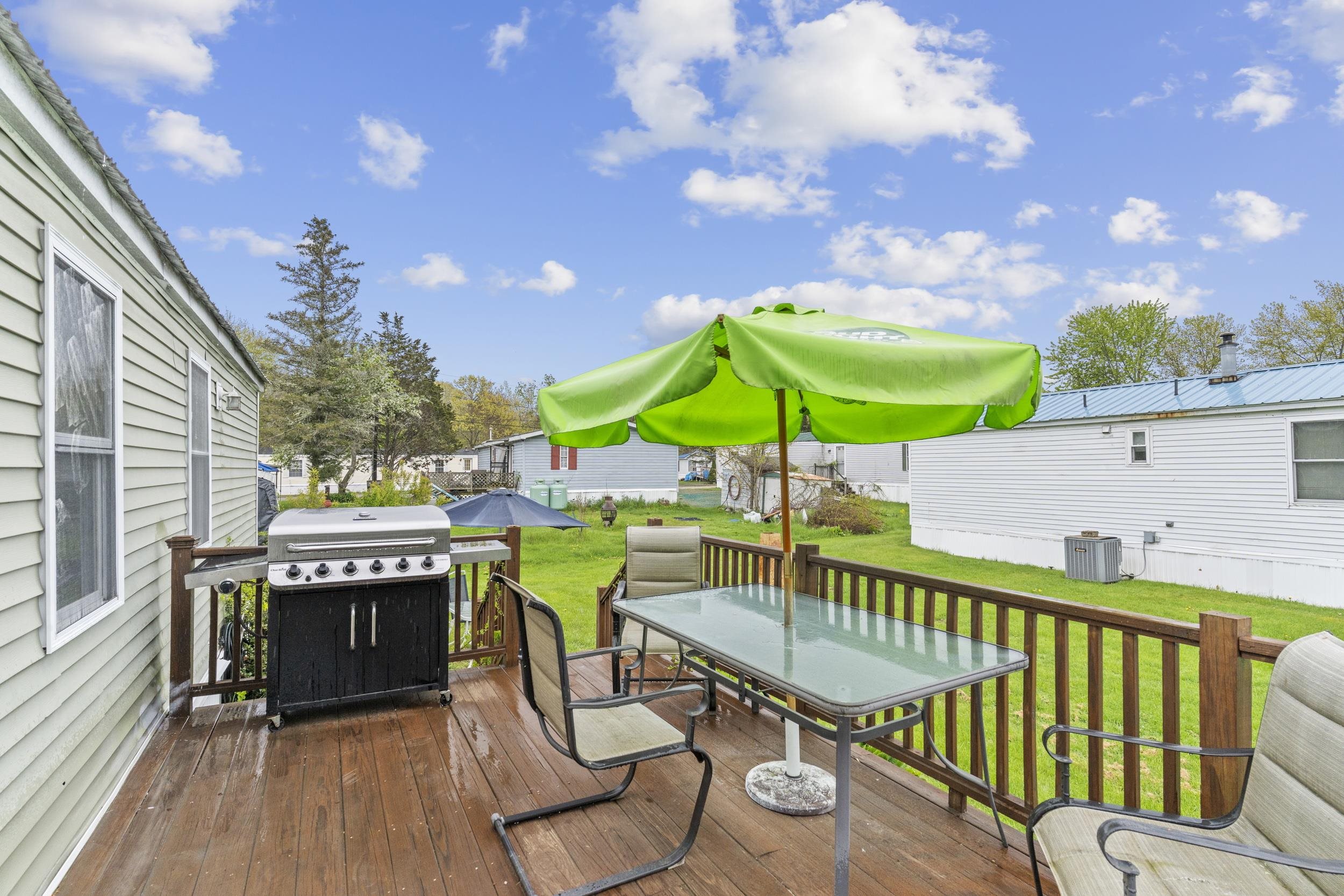 53 Hilton Avenue Property Photo 34