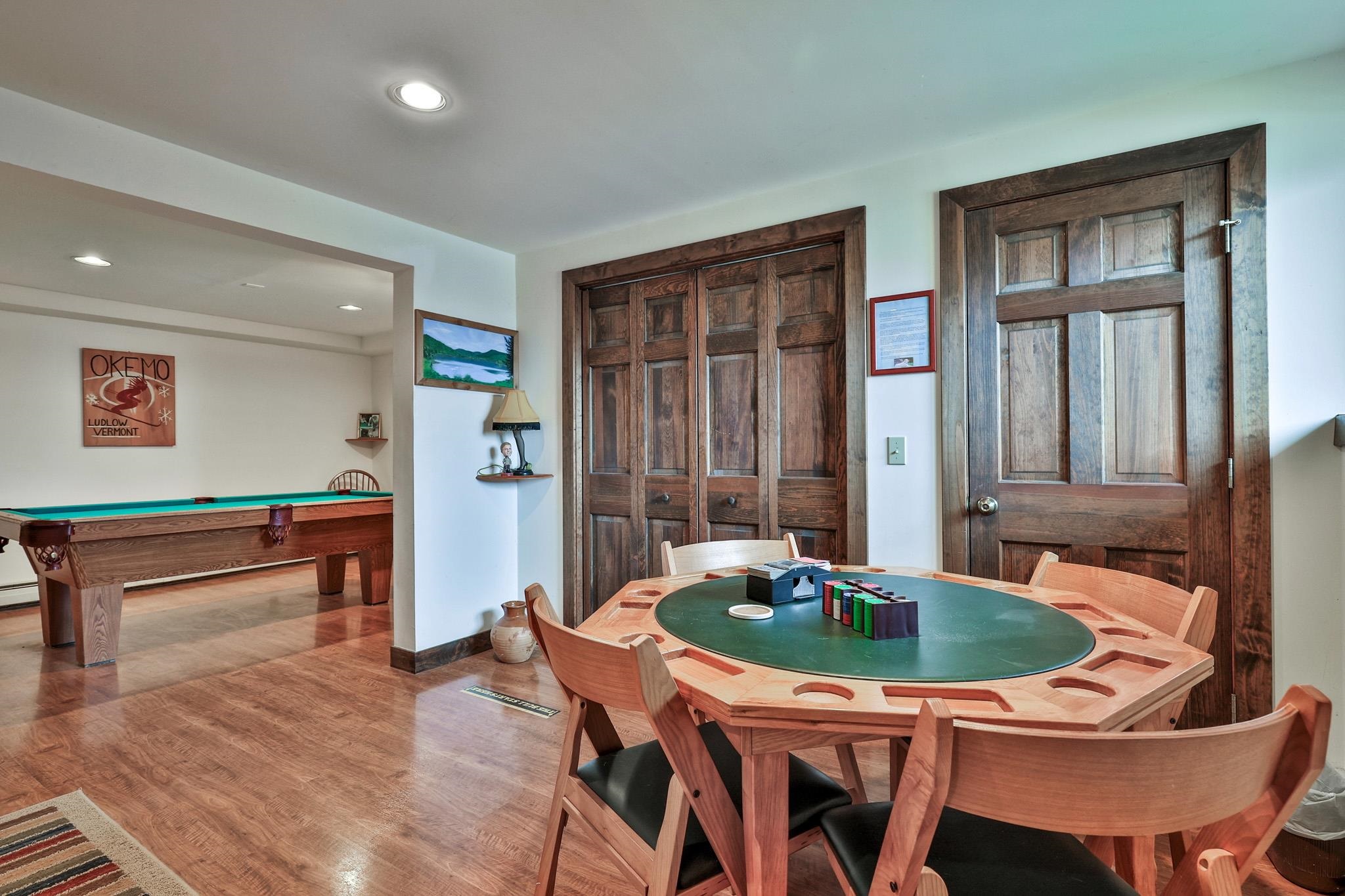 879 East Ash Road Property Photo 30
