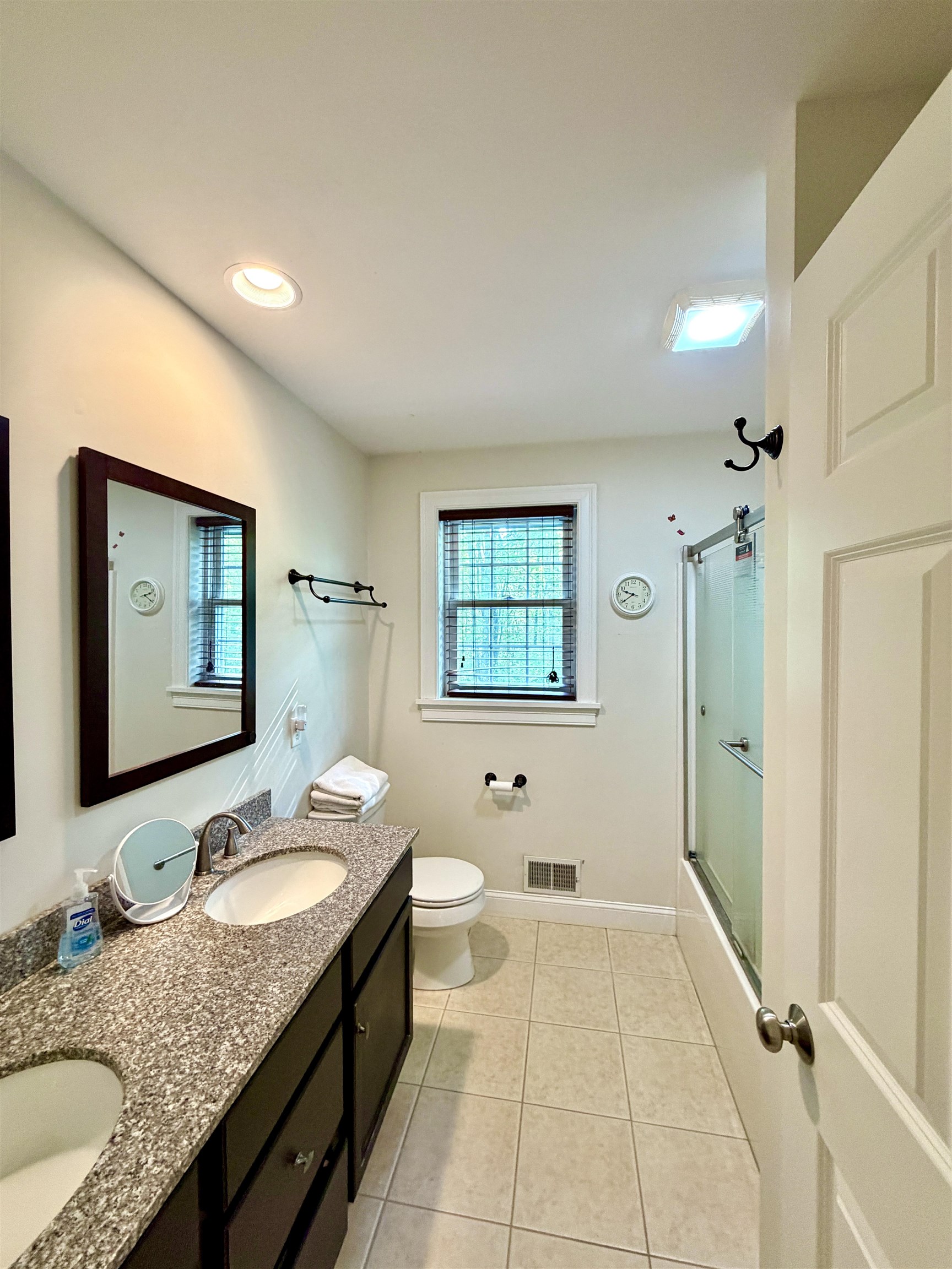 137a Court Street Property Photo 13