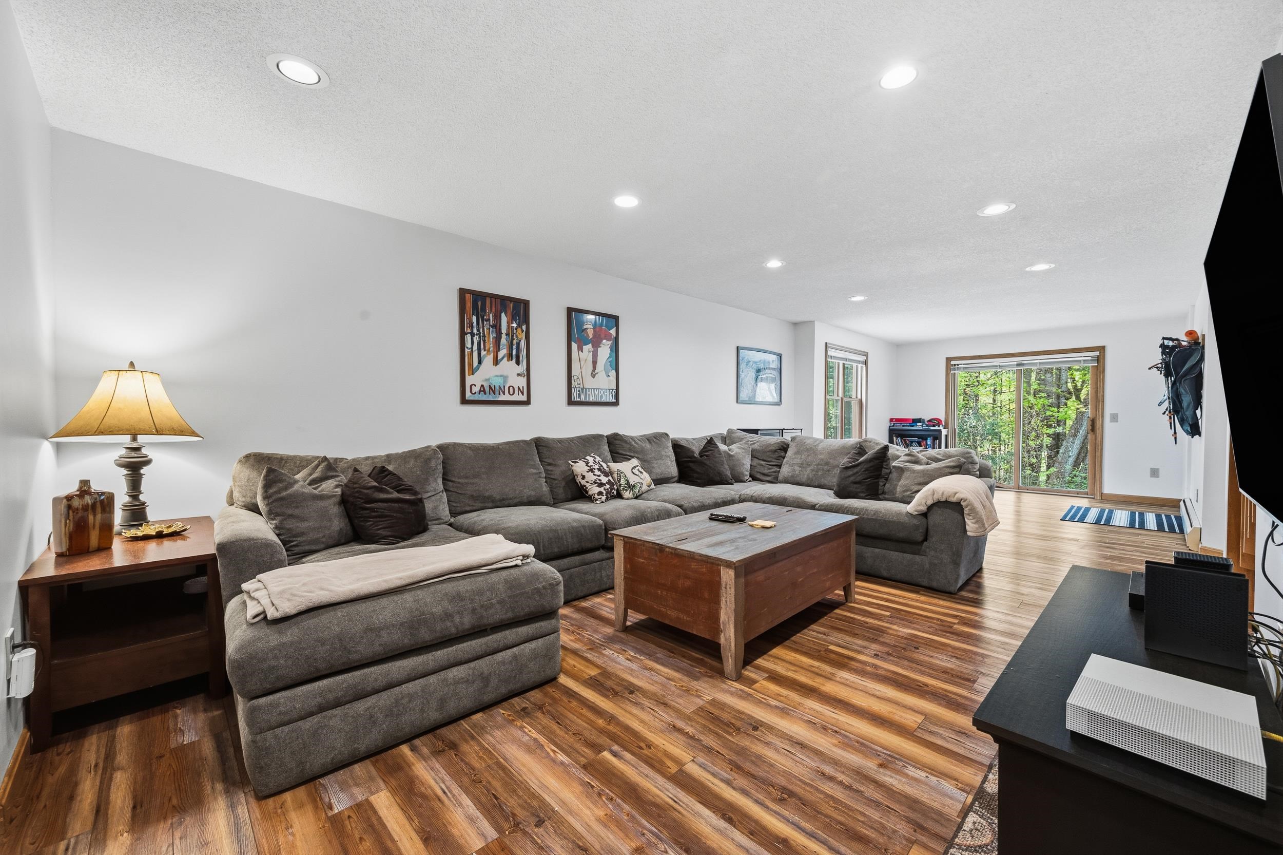 14 Hillside Circle Property Photo 27